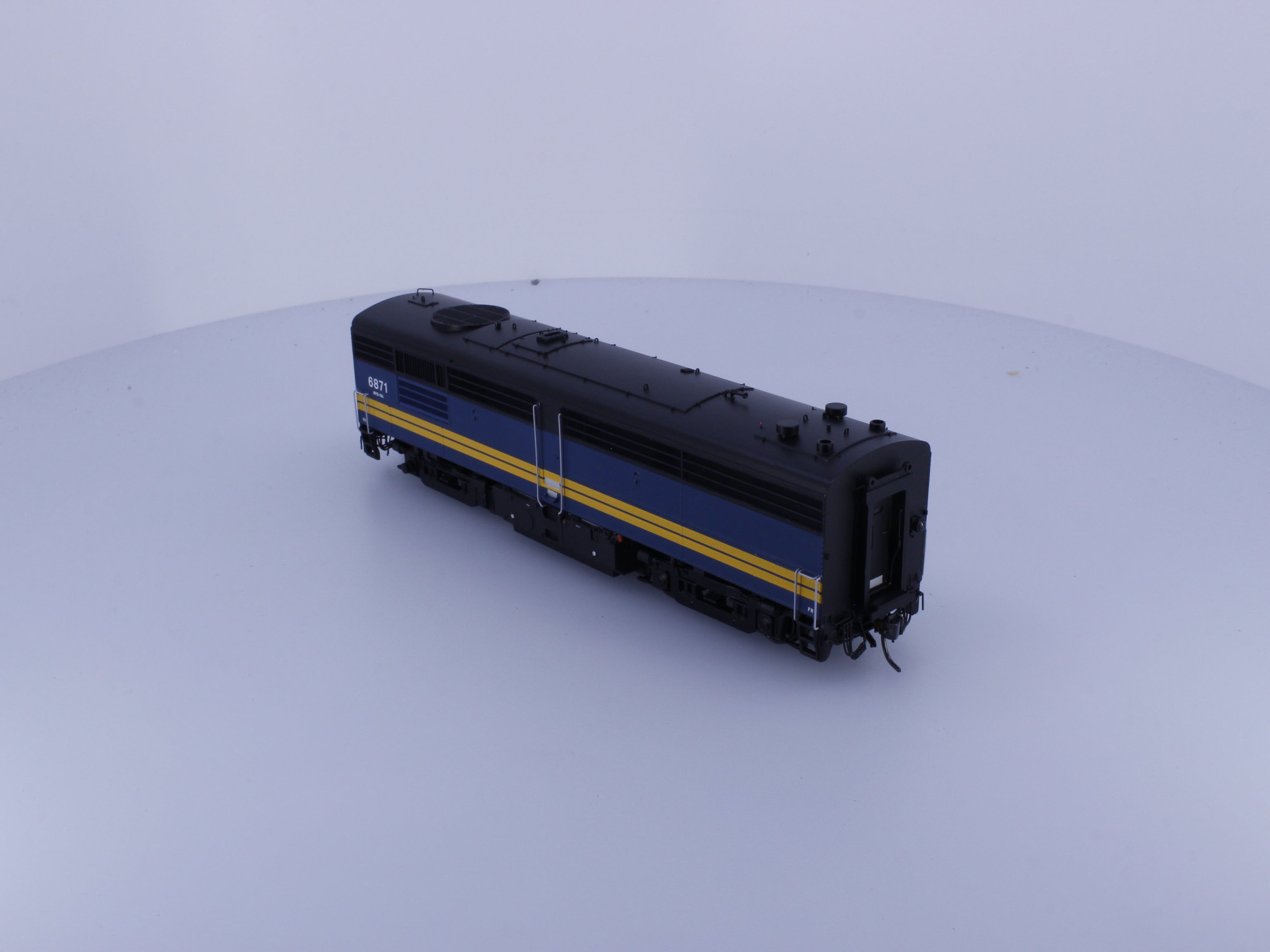 Rapido 30514 HO FPB-4 Diesel B Unit #4 Via Rail (VIA) 6871 DCC & Sound