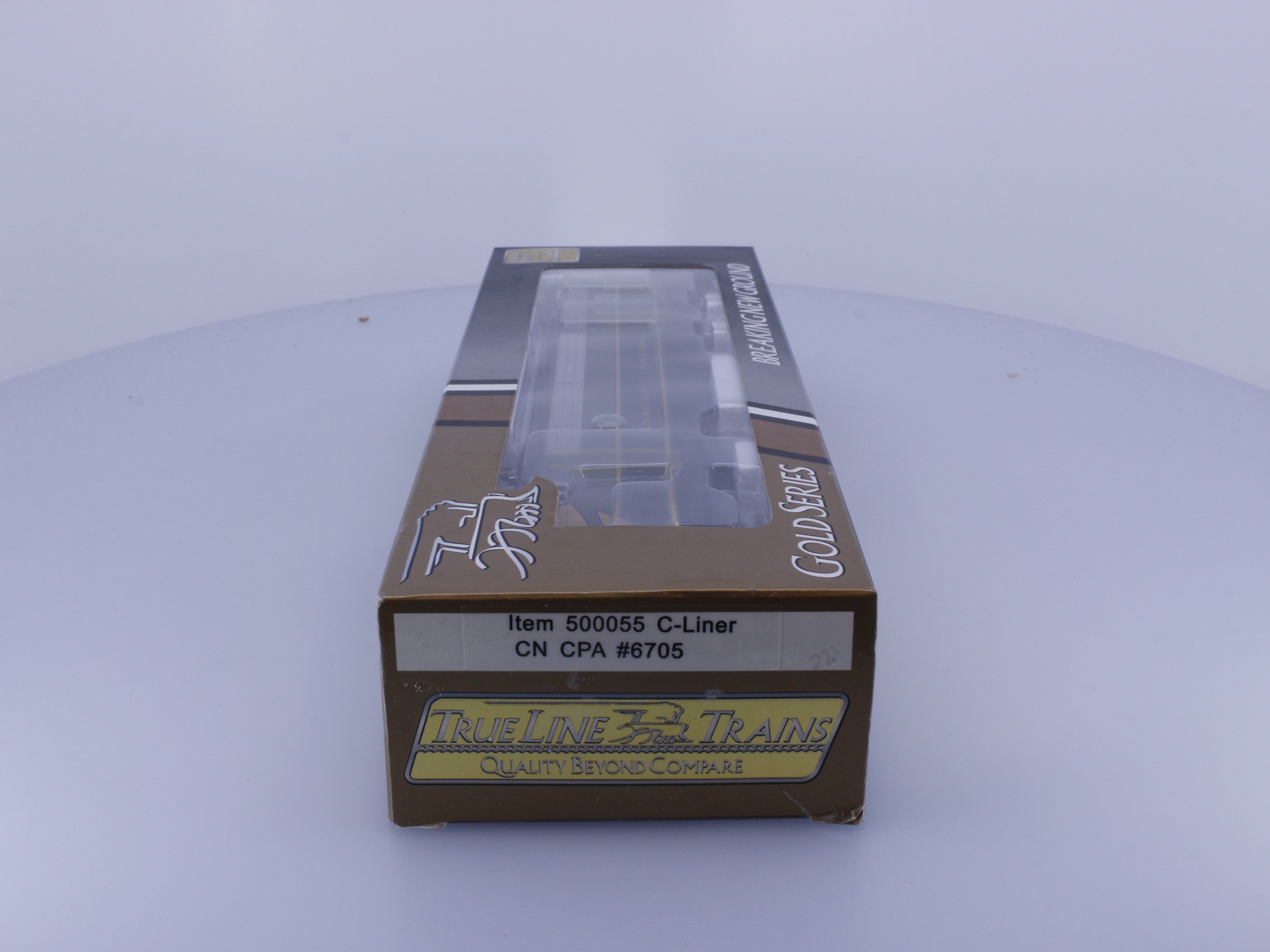 Trueline Trains 500055 HO C-Liner 5-Axle Diesel Locomotive Green Scheme Canadian National (CN) 6705 Analog DC