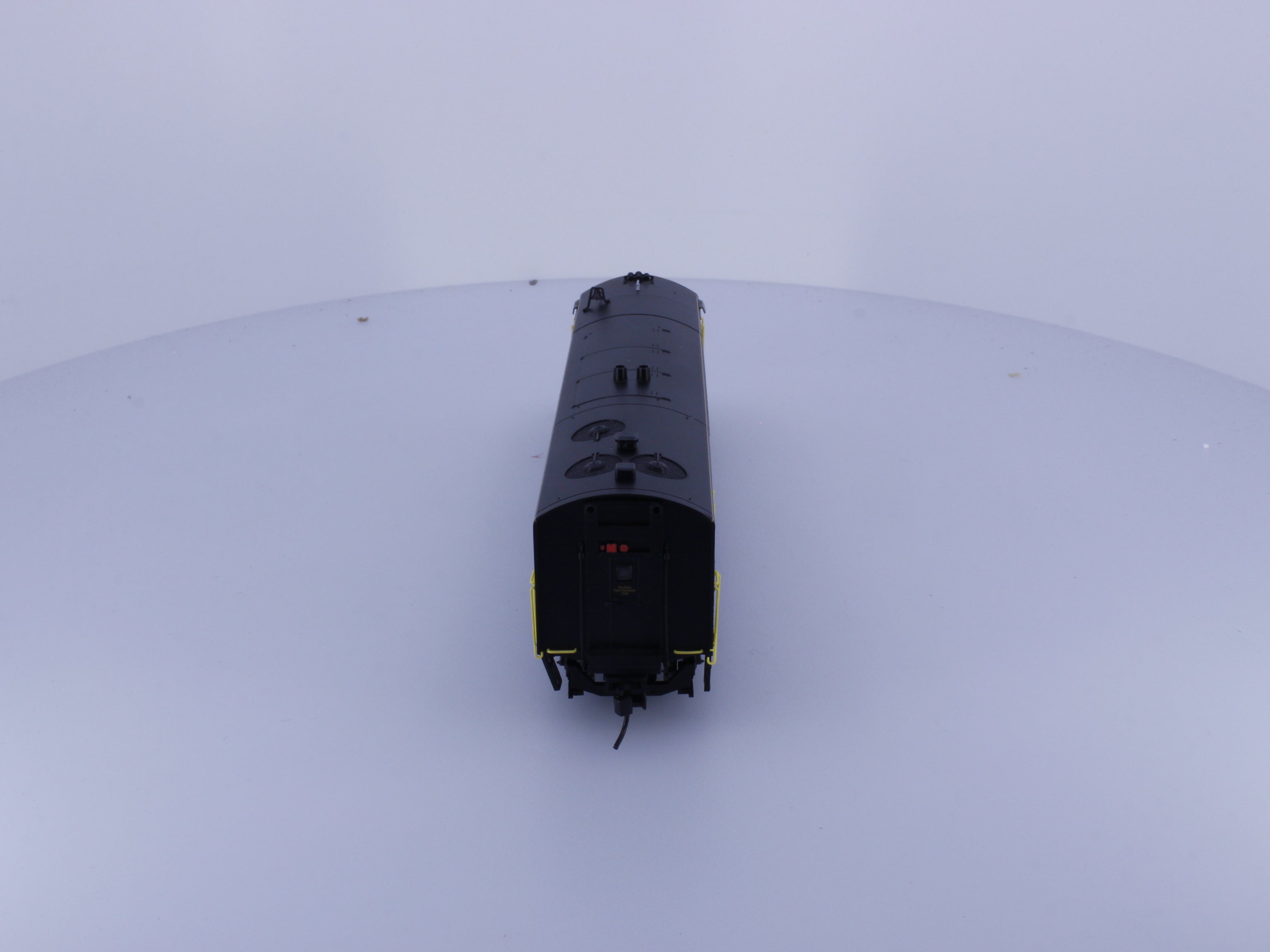 Trueline Trains 500089 HO C-Liner 5-Axle Diesel Locomotive Green Scheme Canadian National (CN) 6703 Analog DC