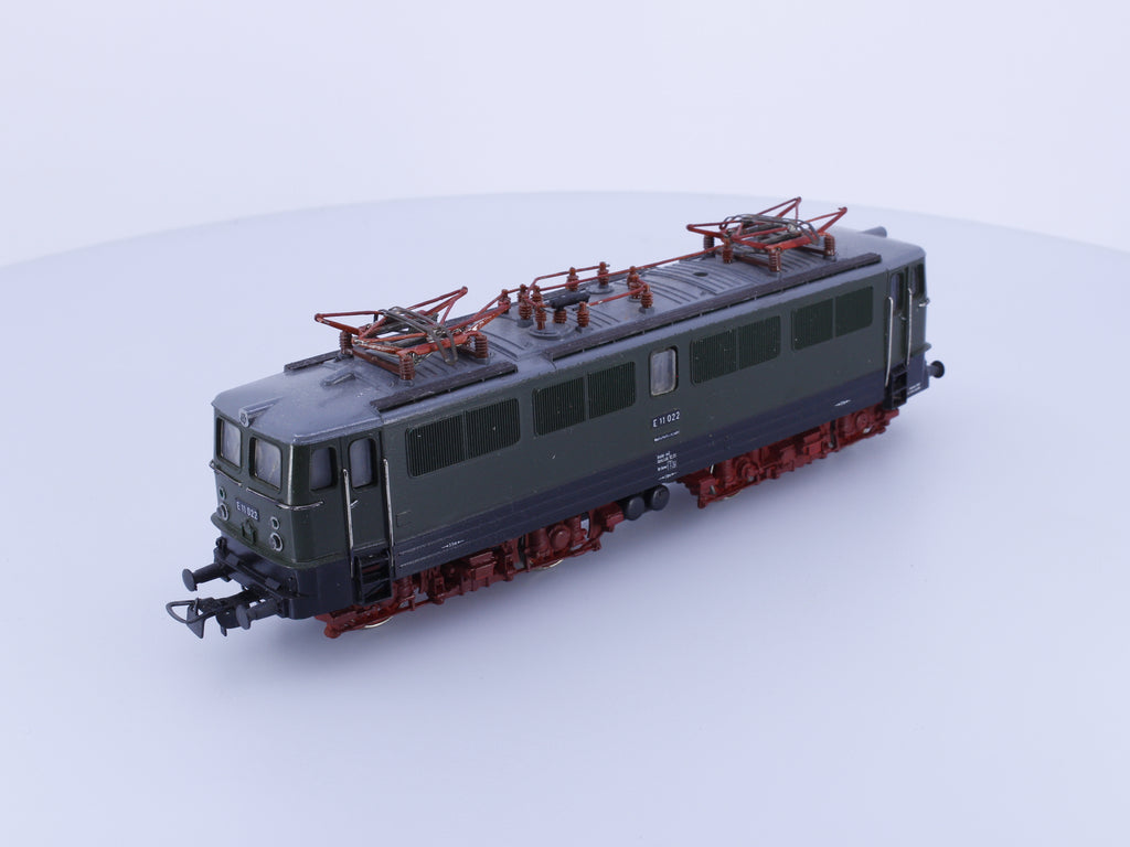 Piko 516205 HO DR E11 Electric Locomotive E11022 Analog DC