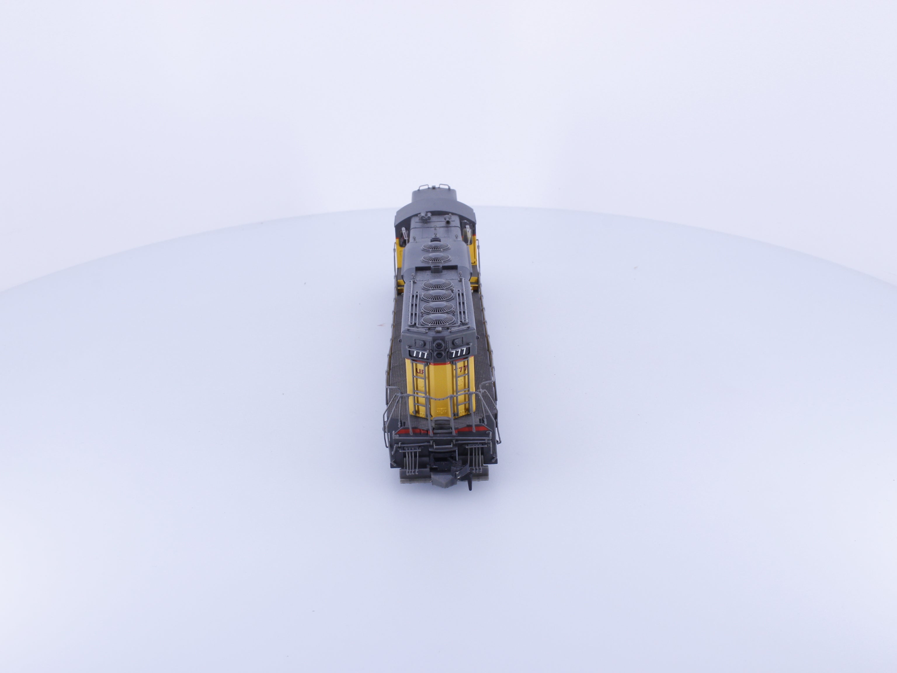 Proto 2000 8111 HO SD7 Diesel Locomotive Union Pacific (UP) 777 Analog DC