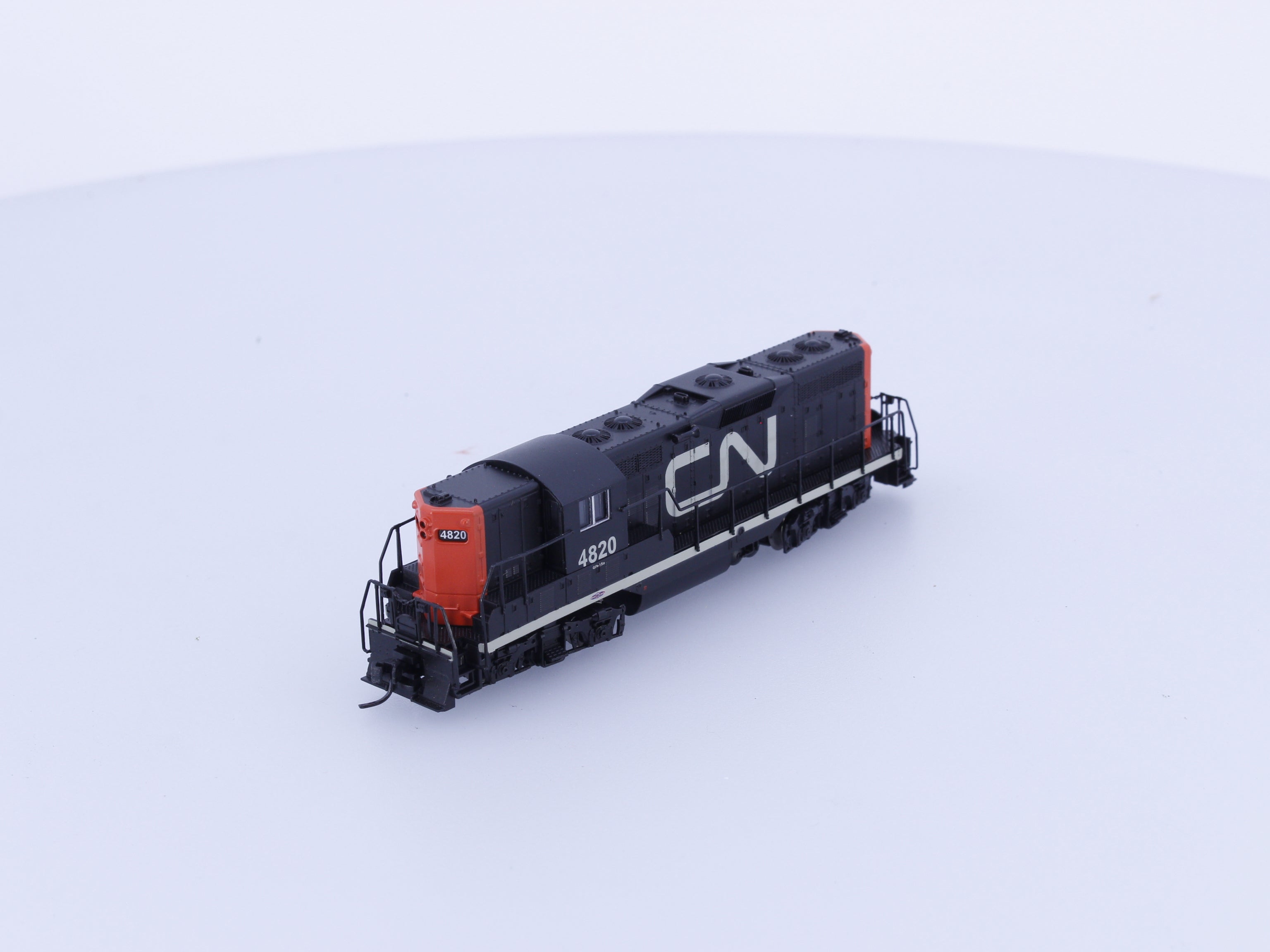 Atlas 11001 N GP-7 Phase I Diesel Locomotive Canadian National (CN) 4820 DCC Ready (#1)