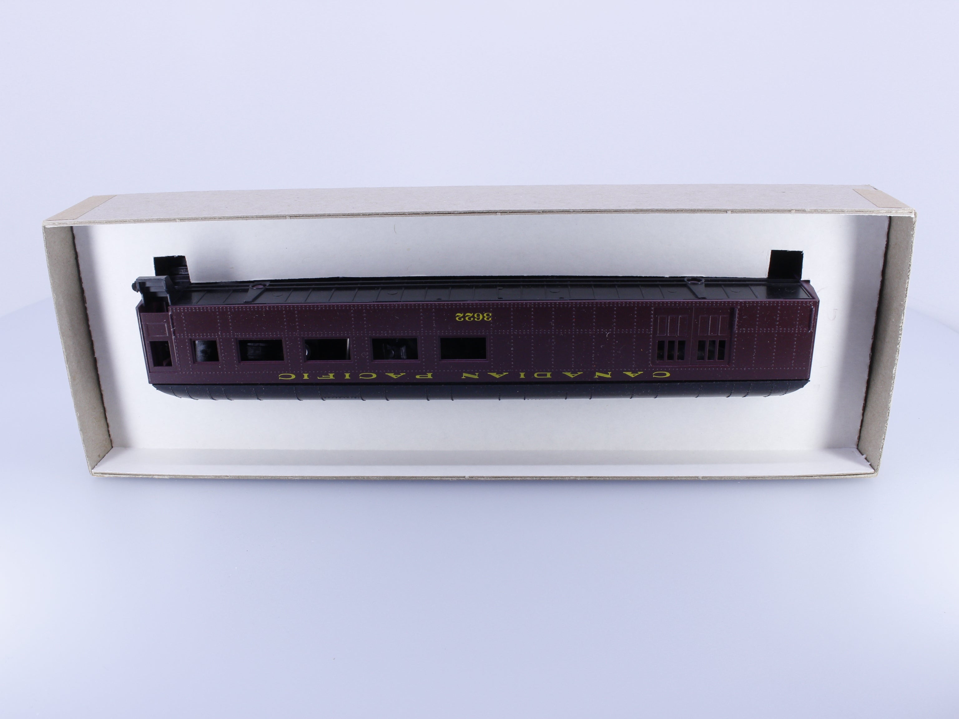 Roundhouse 6147 HO Harriman Style Combination