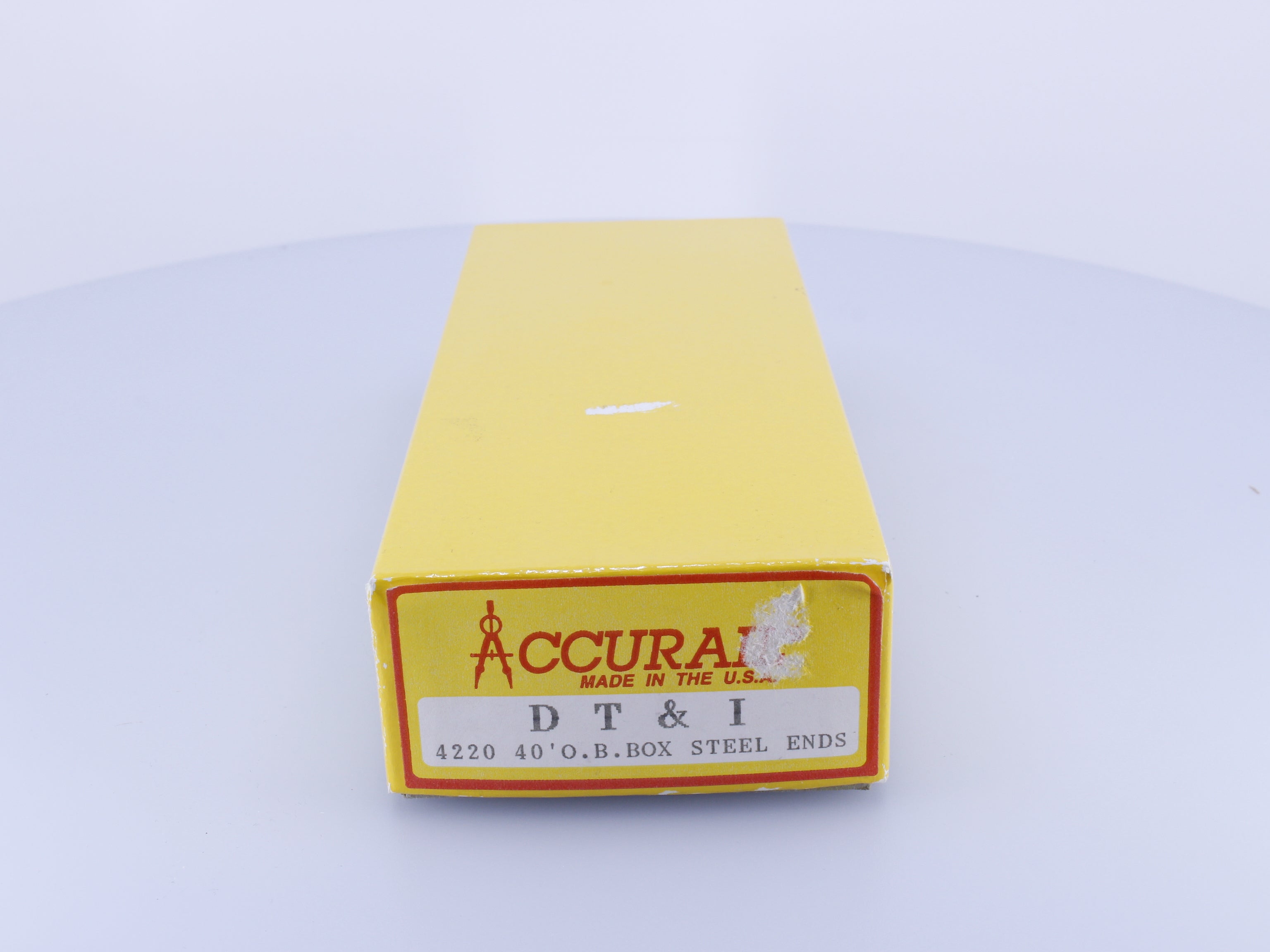 Accurail 4220 HO 40' O.B. Box Steel Ends Kit Detroit Toledo and Ironton (DTI) 17040