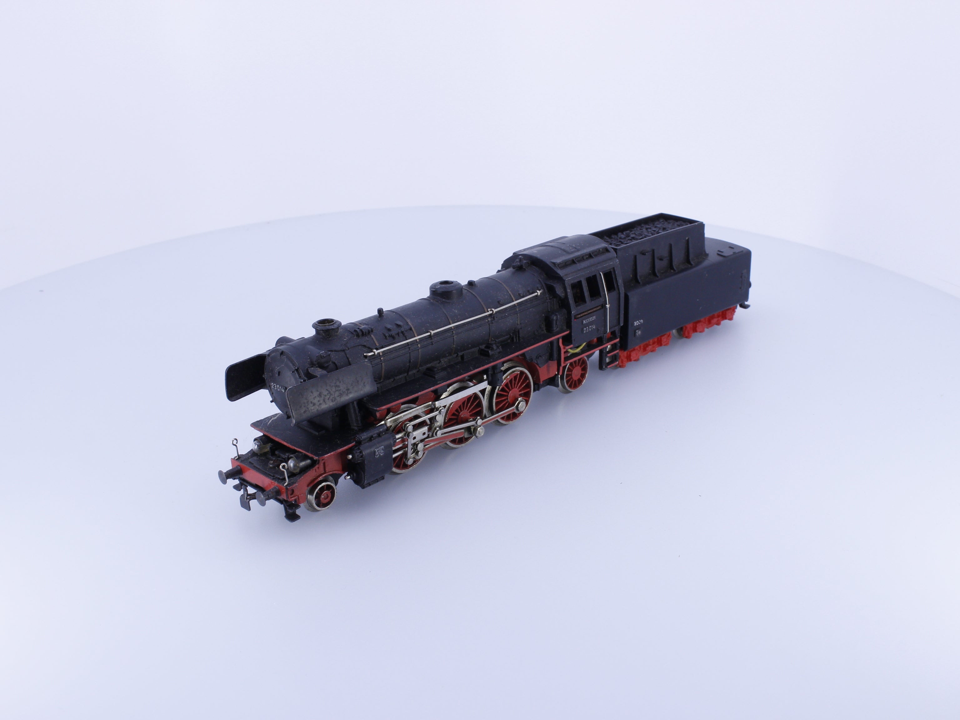 Marklin 3005 HO DB BR23 2-6-2 Steam Locomotive 23014 Analog AC