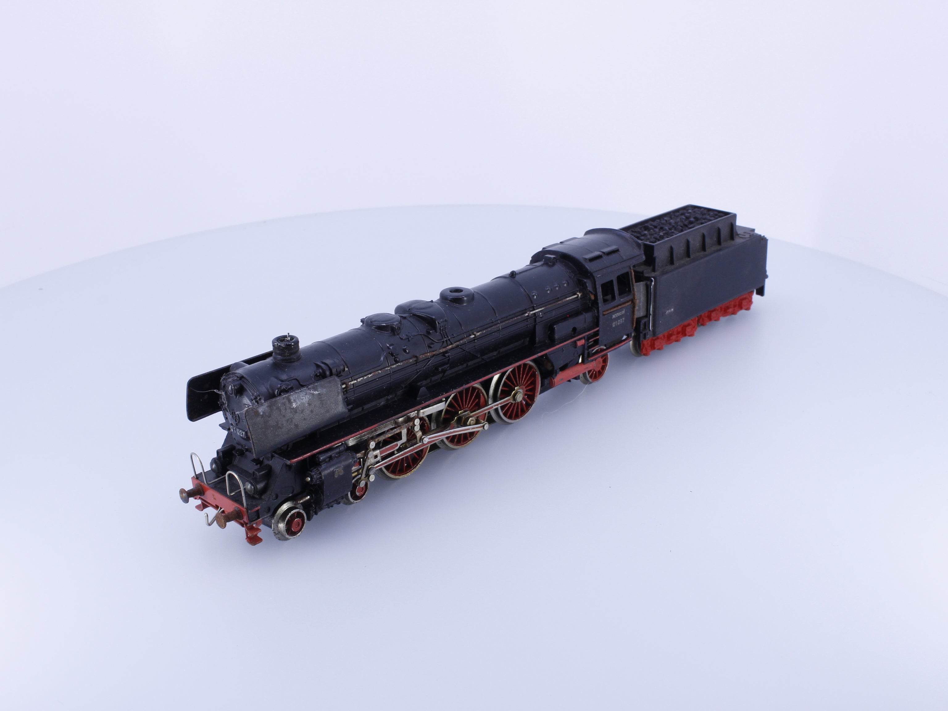 Marklin 3048 HO DB BR01 4-6-2 Steam Locomotive #1 01097 Analog AC