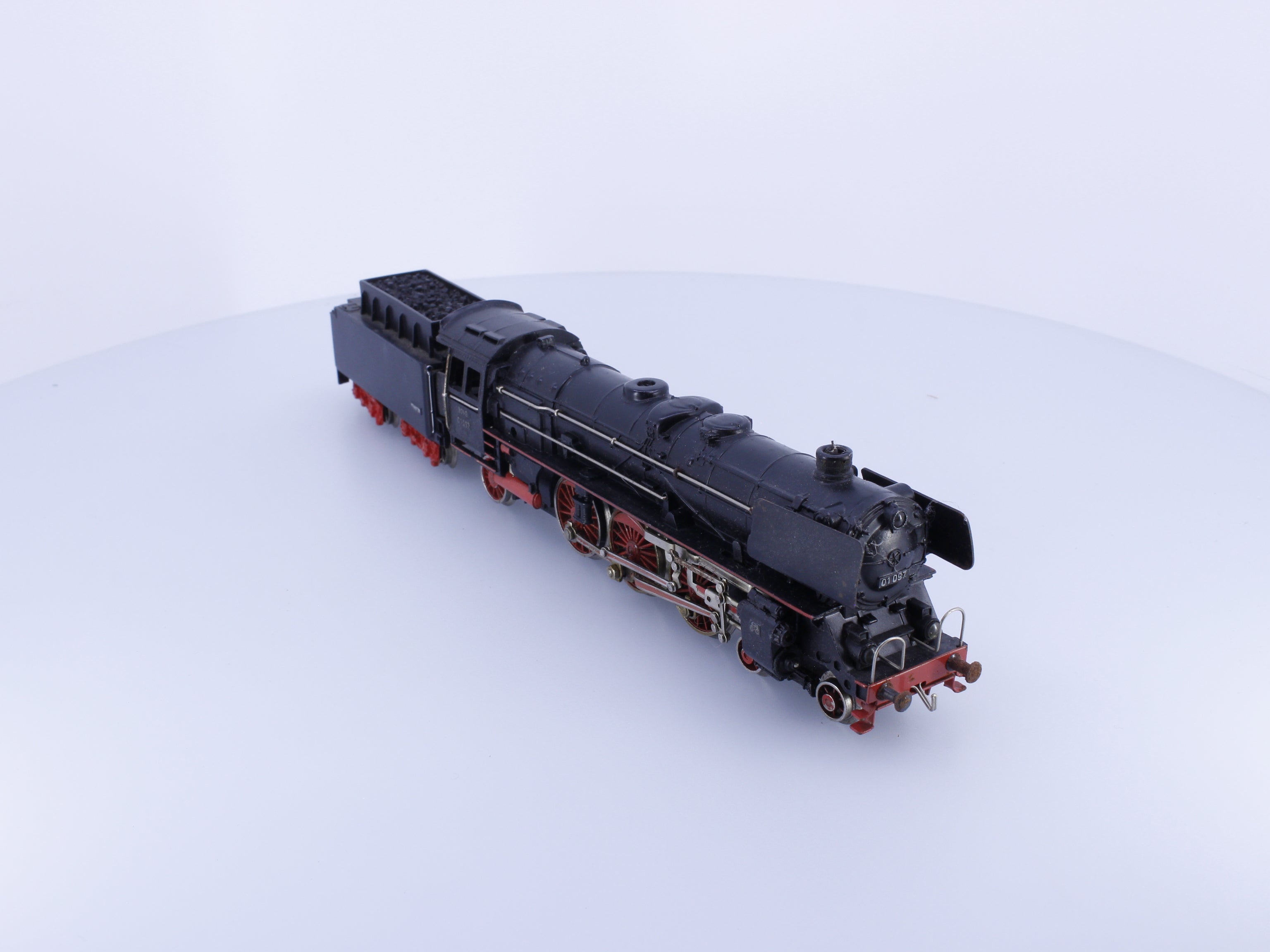 Marklin 3048 HO DB BR01 4-6-2 Steam Locomotive #1 01097 Analog AC