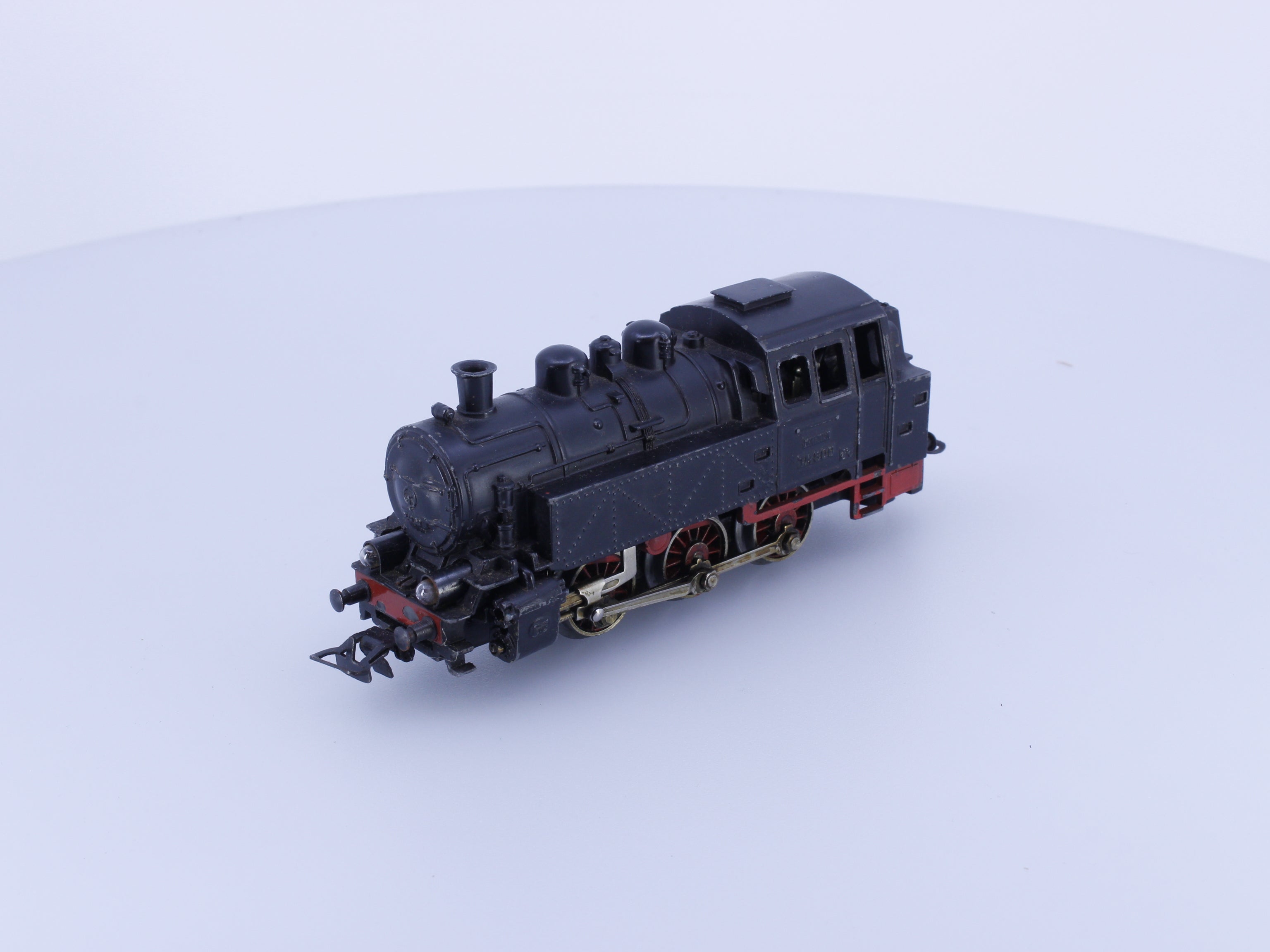 Marklin 3004 HO DB BR80 0-6-0 Steam Locomotive TM800 Analog AC
