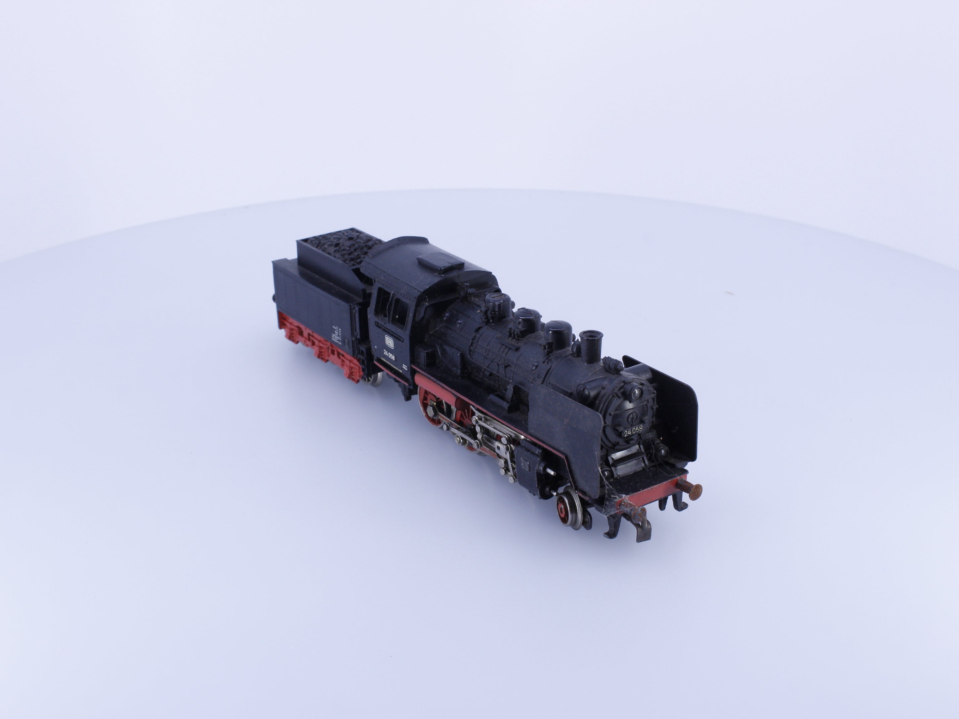 Marklin 3003 HO DB BR24 2-6-0 Steam Locomotive #1 24058 Analog AC