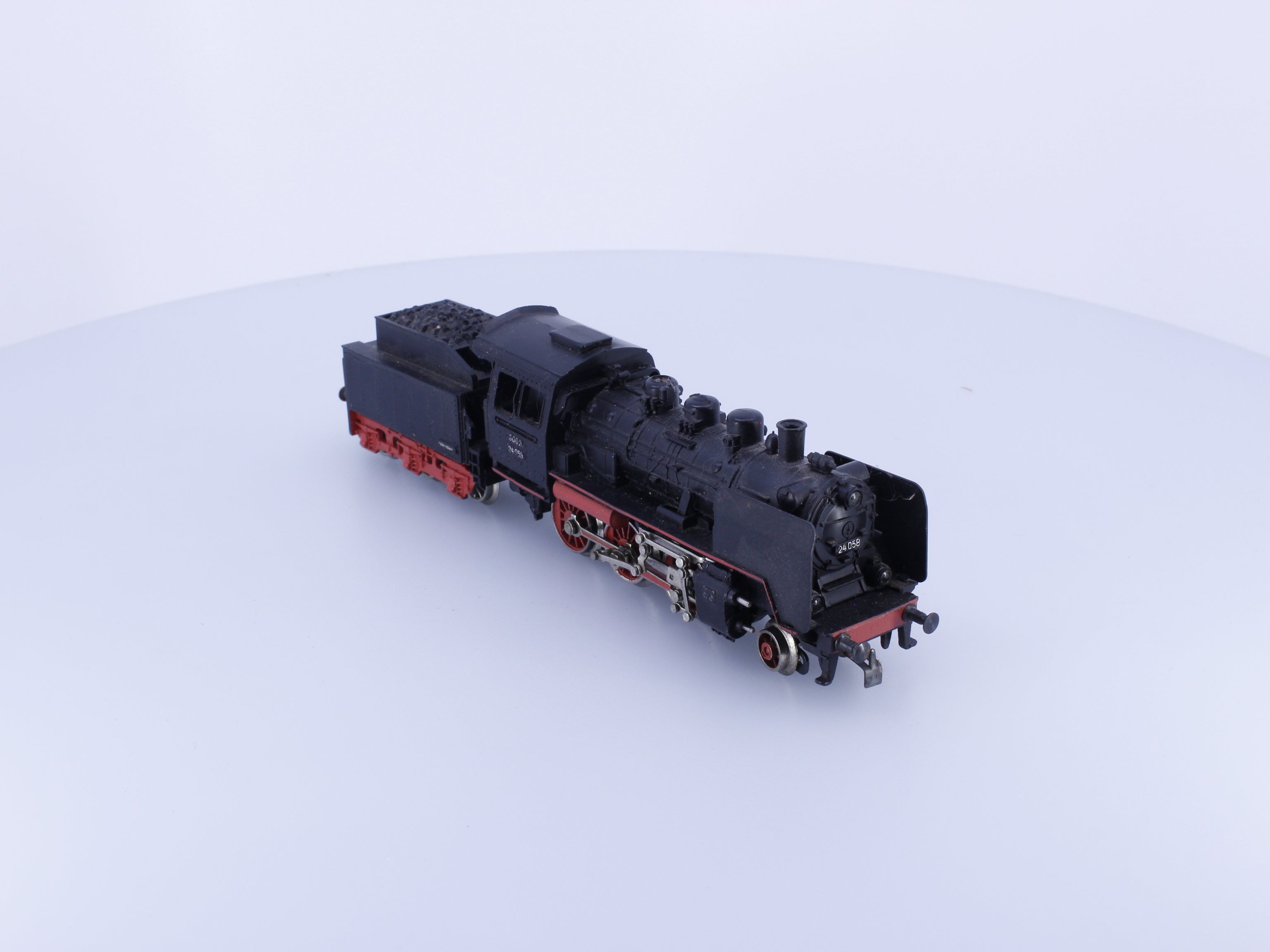Marklin 3003 HO DB BR24 2-6-0 Steam Locomotive #2 24058 Analog AC