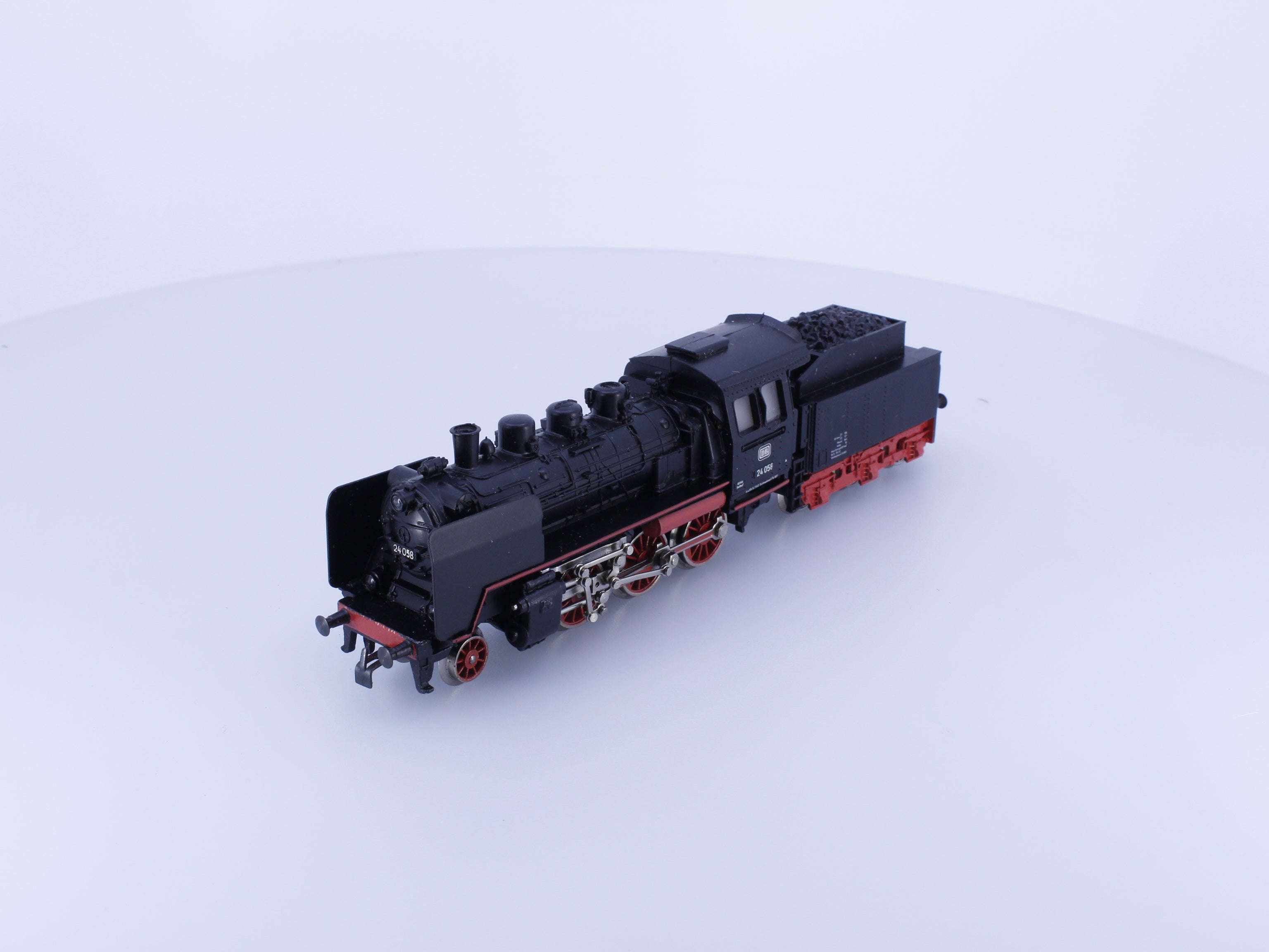 Marklin 3003 HO DB BR24 2-6-0 Steam Locomotive Like New 24058 Analog AC