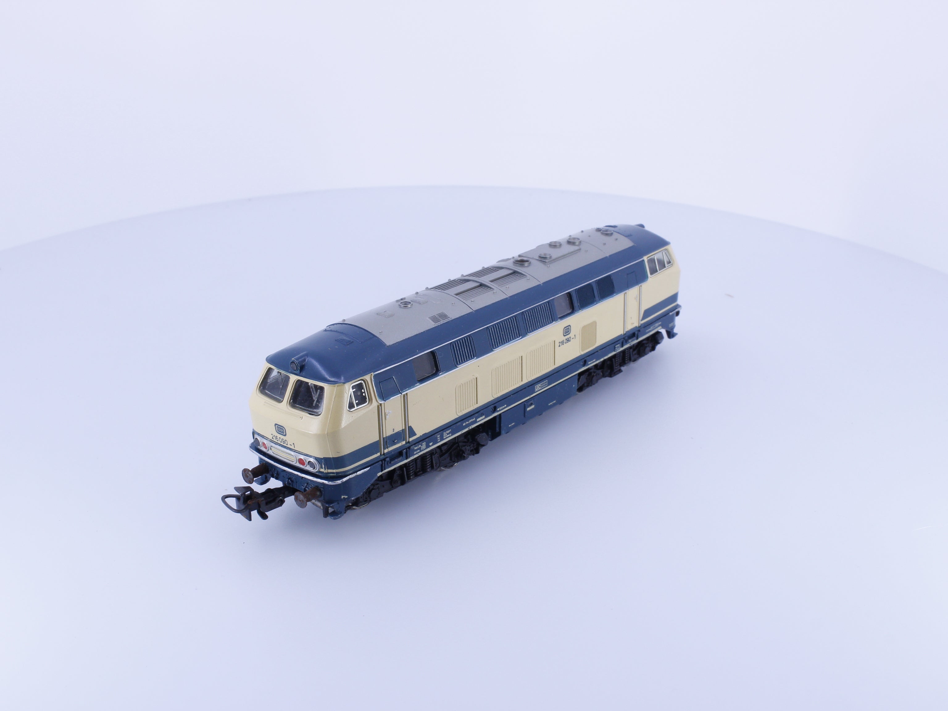 Marklin 3074 HO DB Br216 Diesel Locomotive 216090-1 Analog AC