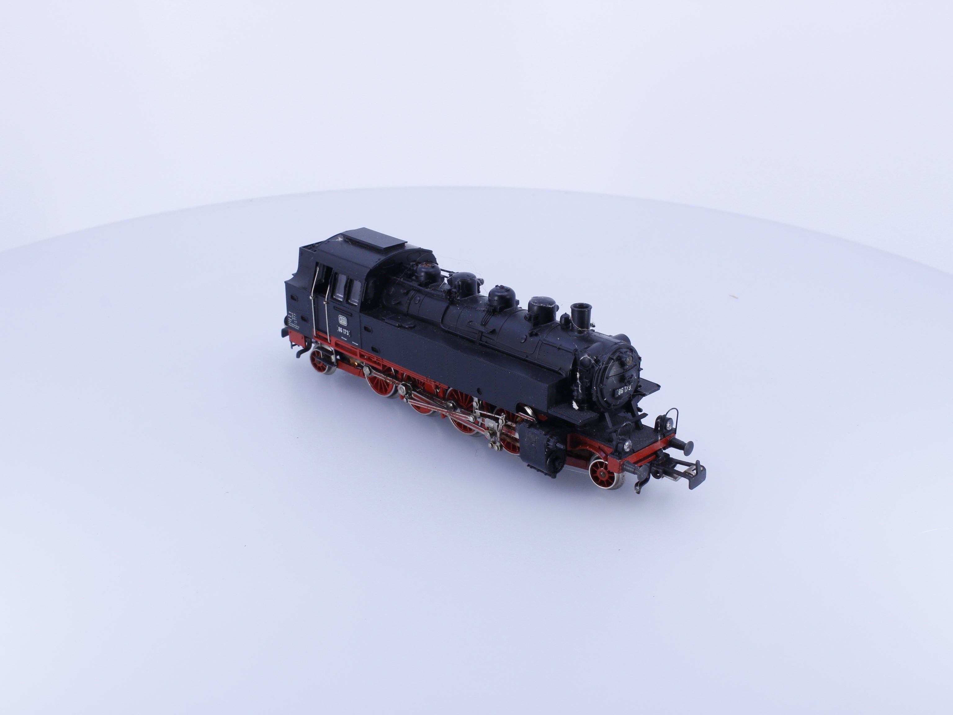 Marklin 3096 HO DB BR86 2-8-2 Steam Locomotive 86173 Analog AC