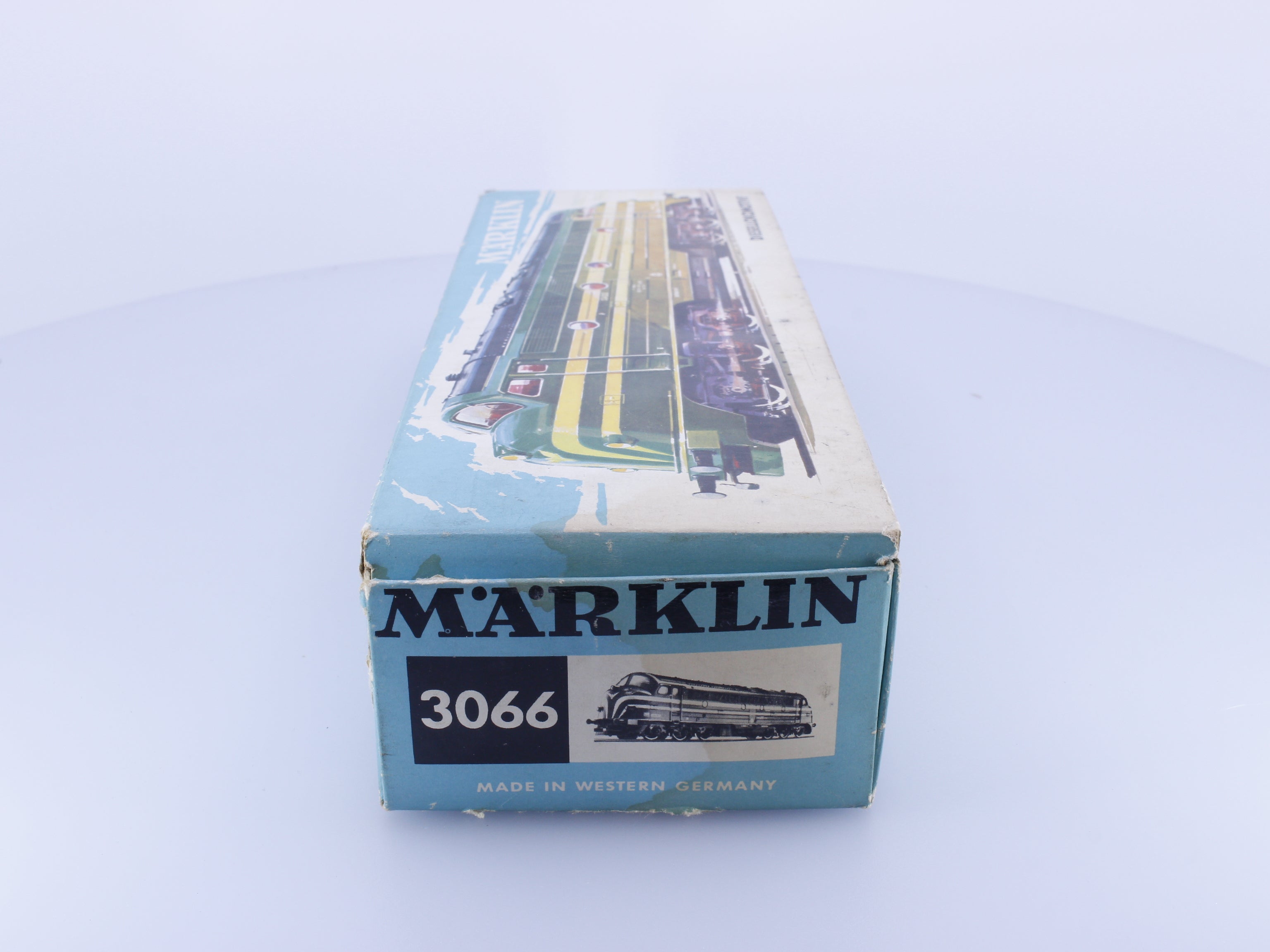 Marklin 3066 HO SNCB BR204 Nohab Diesel Locomotive 204008 Analog AC