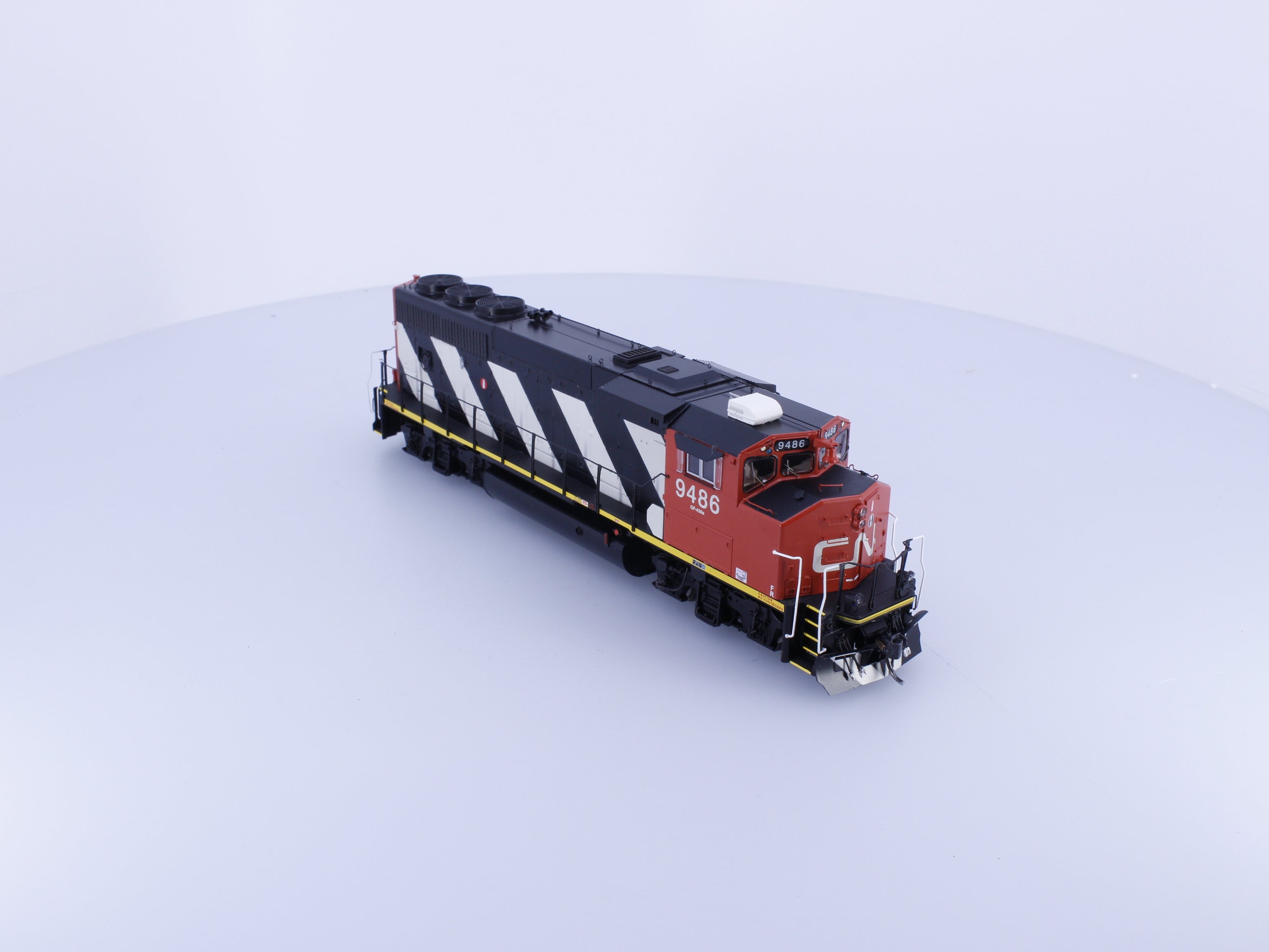 Athearn ATHG65183 HO GP40-2L Diesel Locomotive Canadian National (CN) 9486 DCC & Sound
