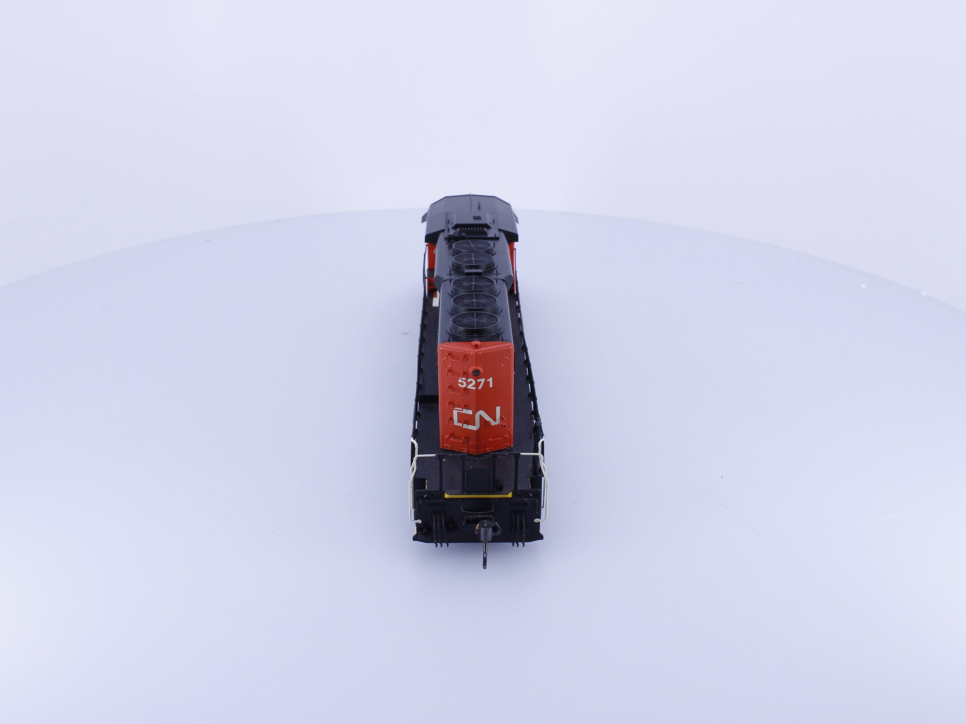 InterMountain 49302S-01 HO SD40-2W Diesel Locomotive Continent Scheme Canadian National (CN) 5271 DCC & Sound