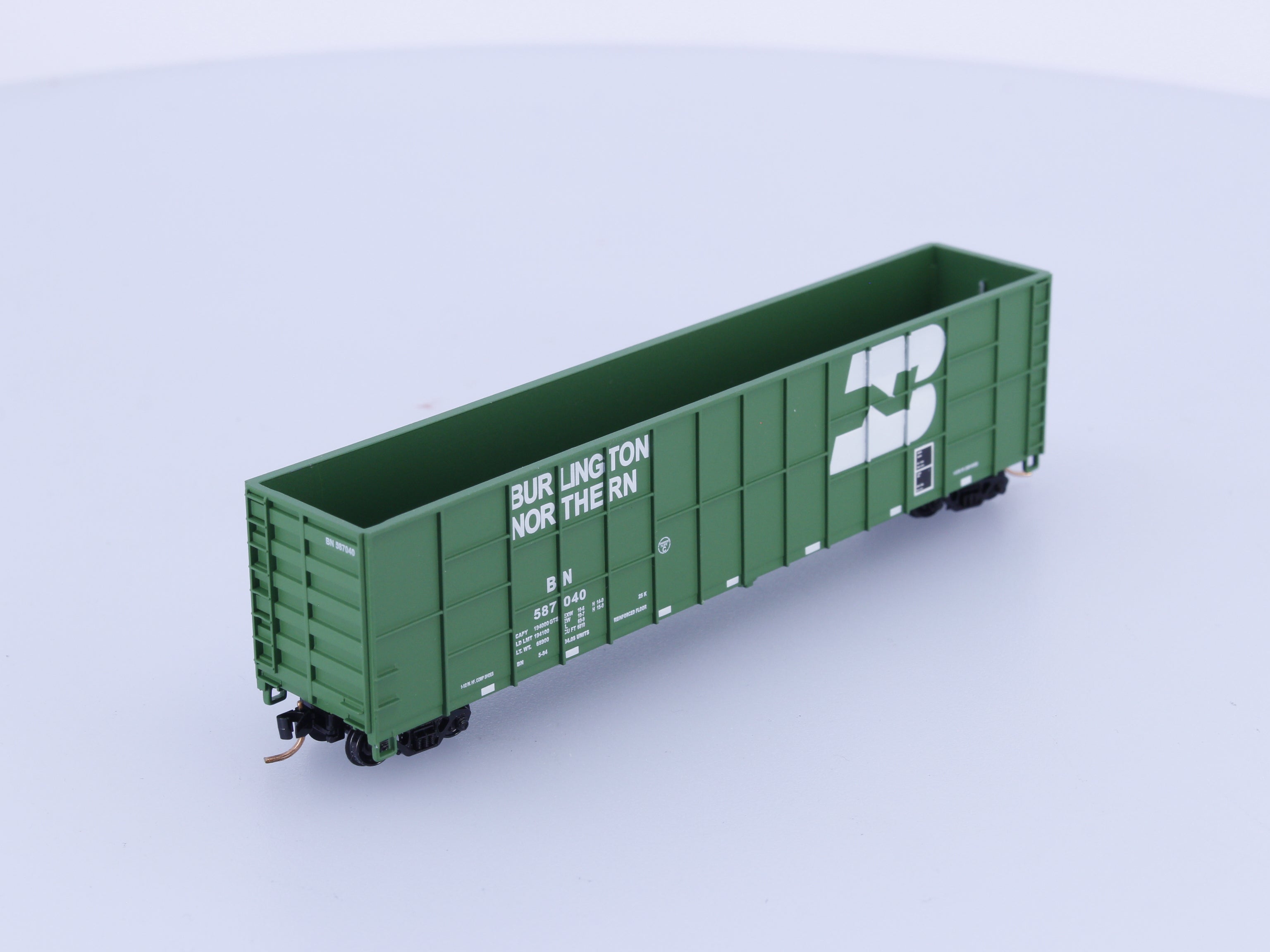 Deluxe Innovations 160506 N Shallow Rib Woodchip Car Burlington Northern (BN) 587040