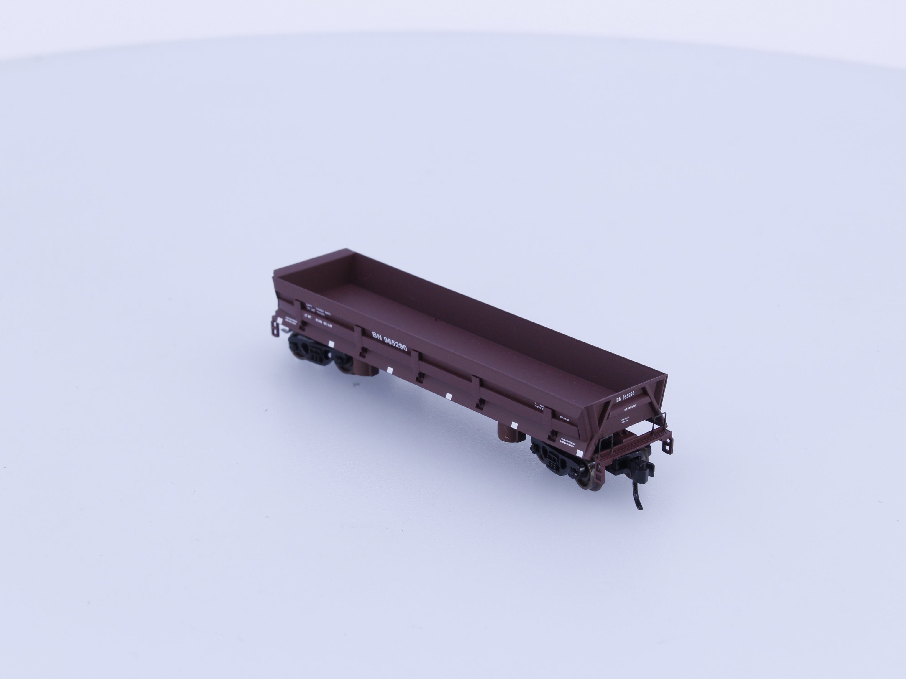Walthers 932-8615 N Difco Dump Car Burlington Northern (BN) 965290 (#1)