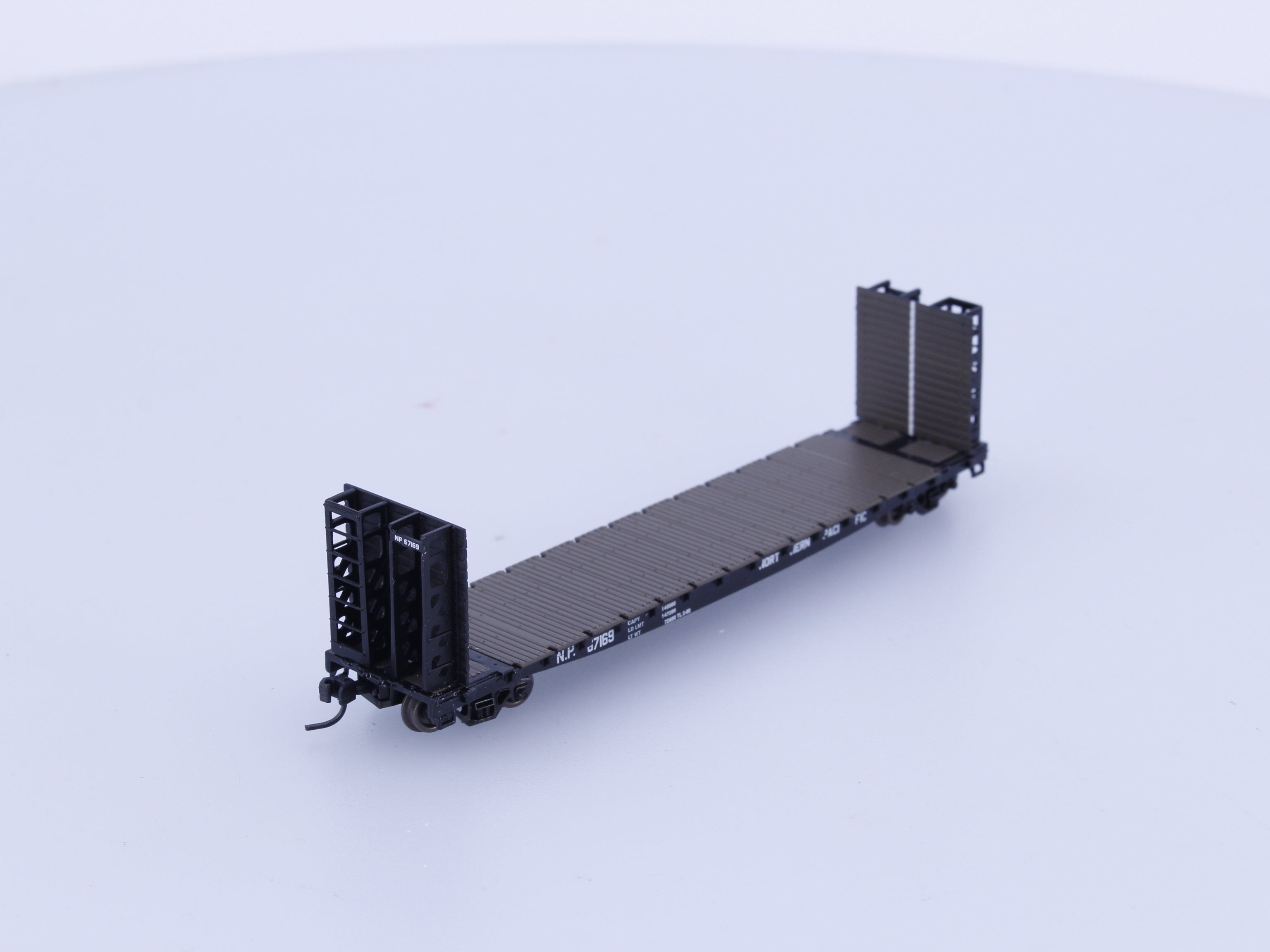 Athearn 10878 N 53' Bulkhead Flat Northern Pacific (NP) 67169 (#1)