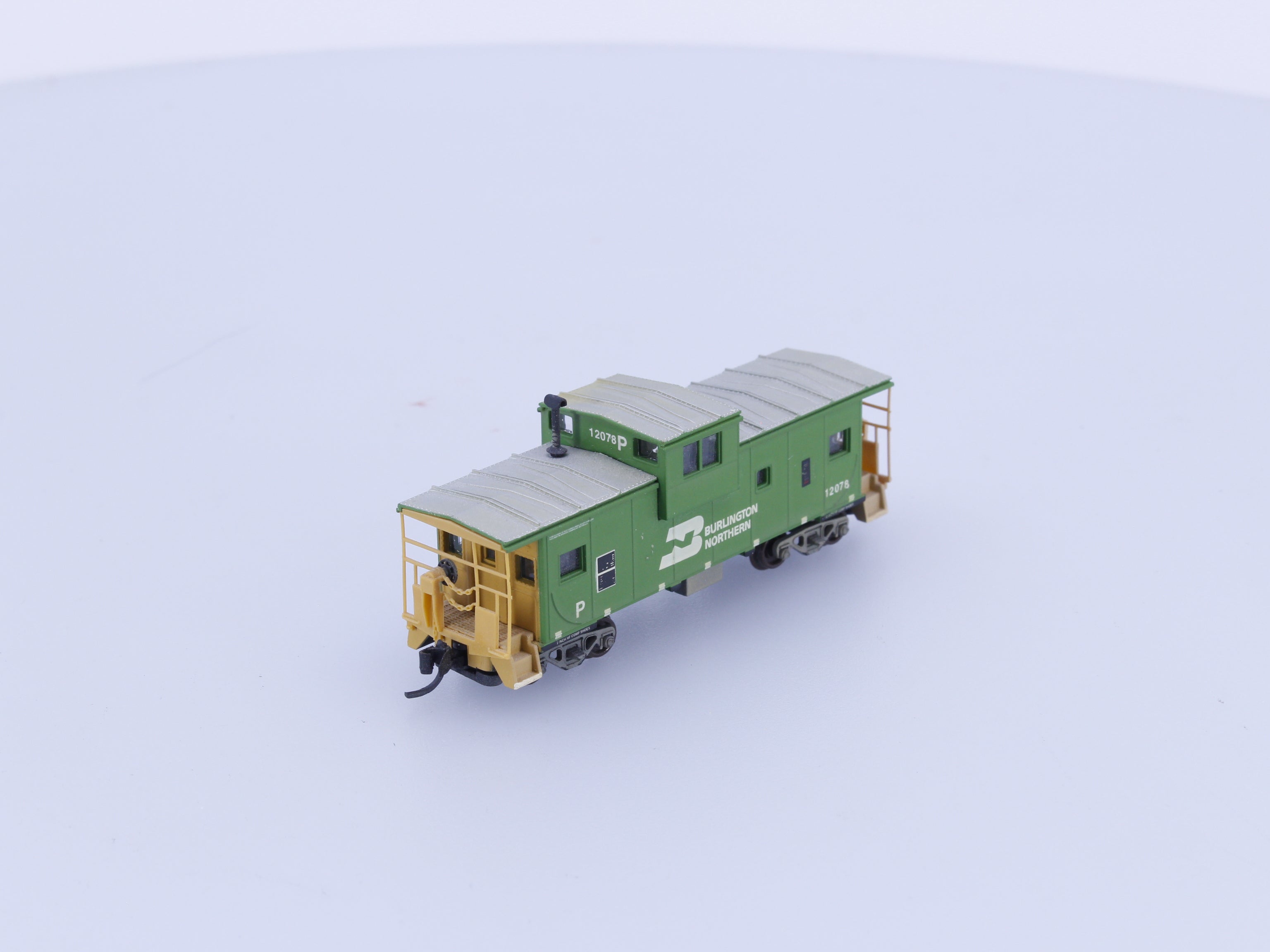 Atlas 30211 N Extended Vision Caboose Burlington Northern (BN) 12078
