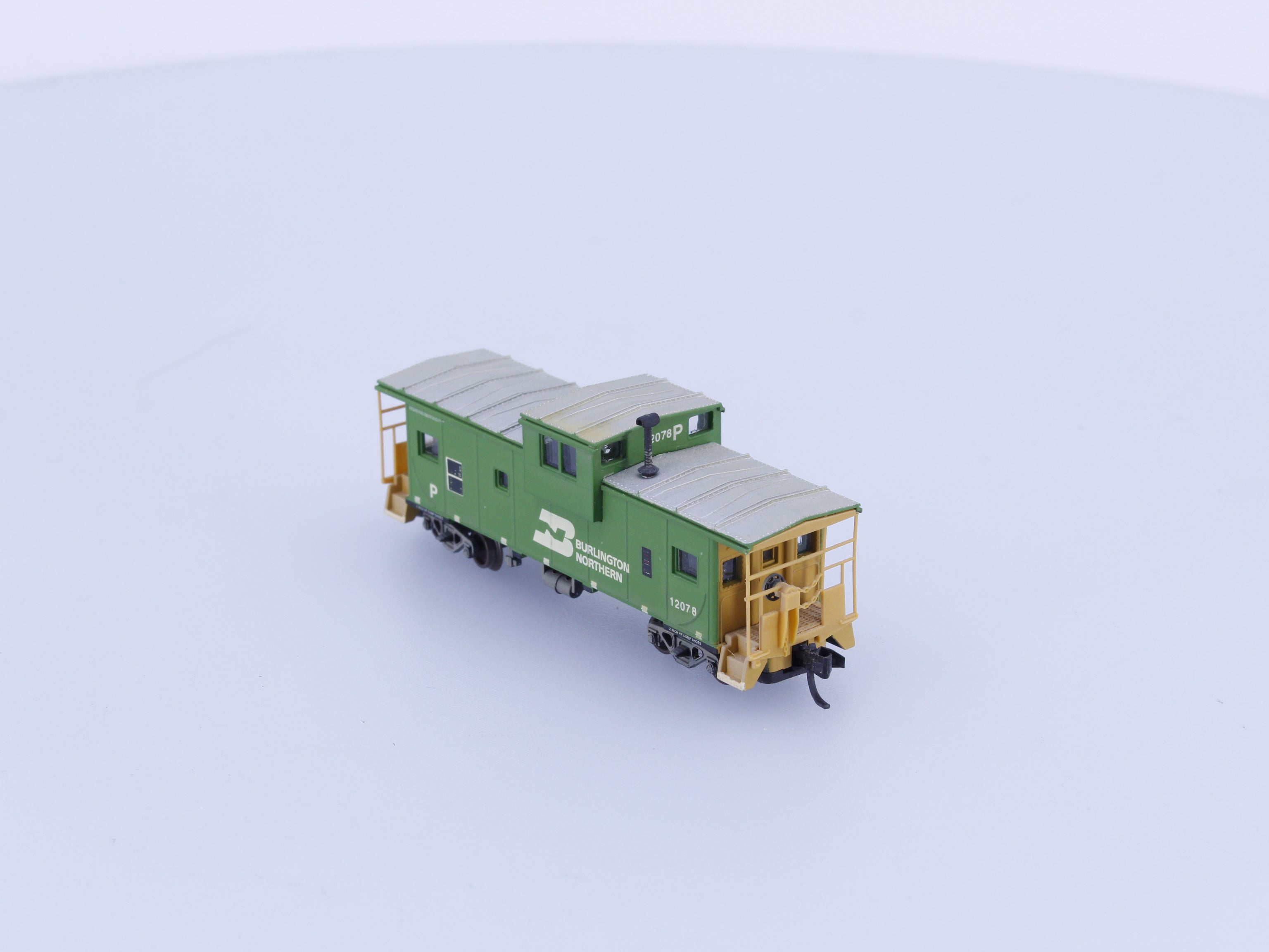 Atlas 30211 N Extended Vision Caboose Burlington Northern (BN) 12078