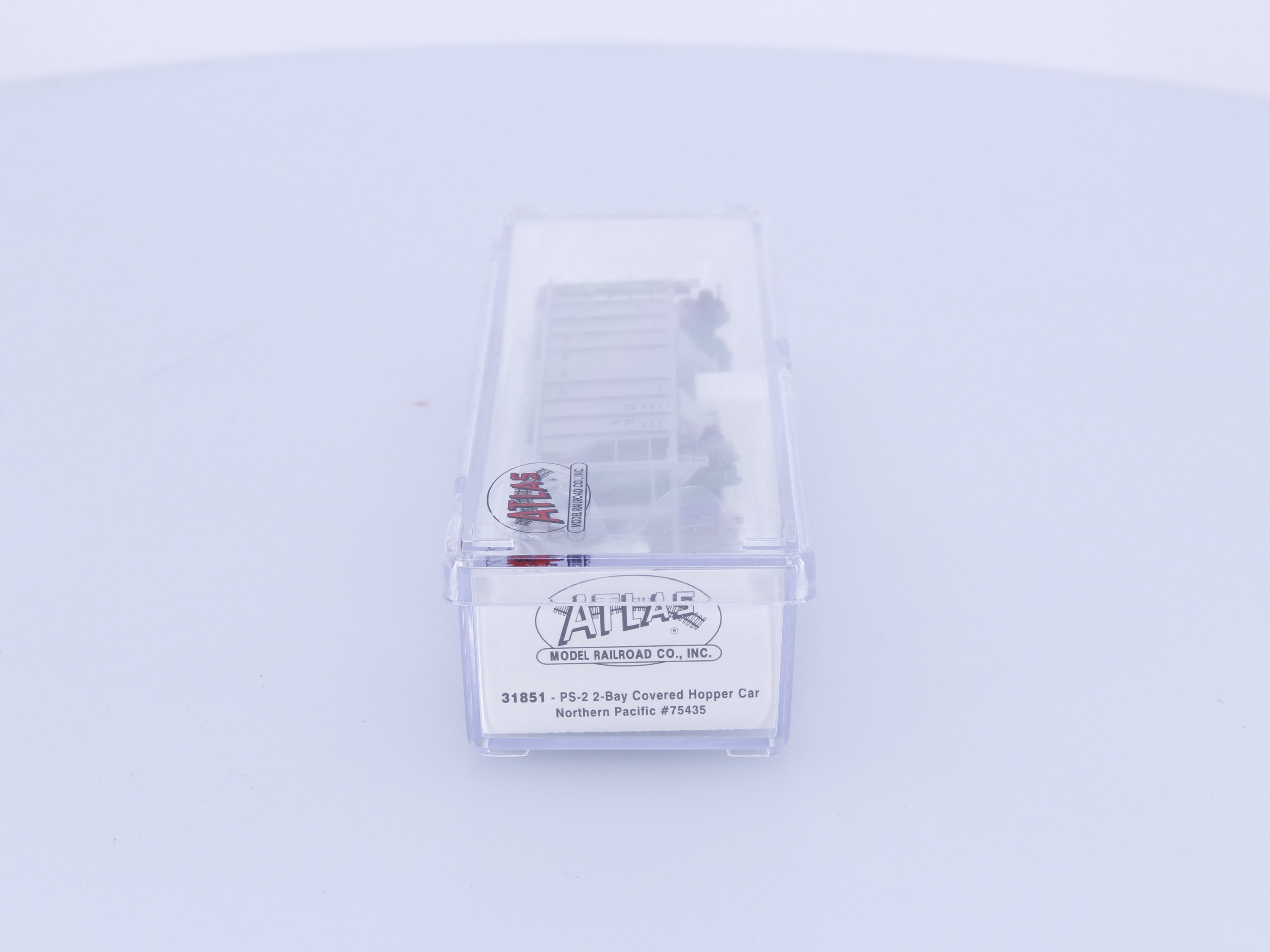 Atlas 31851 N PS-2 2 Bay Covered Hopper Car Northern Pacific (NP) 75435