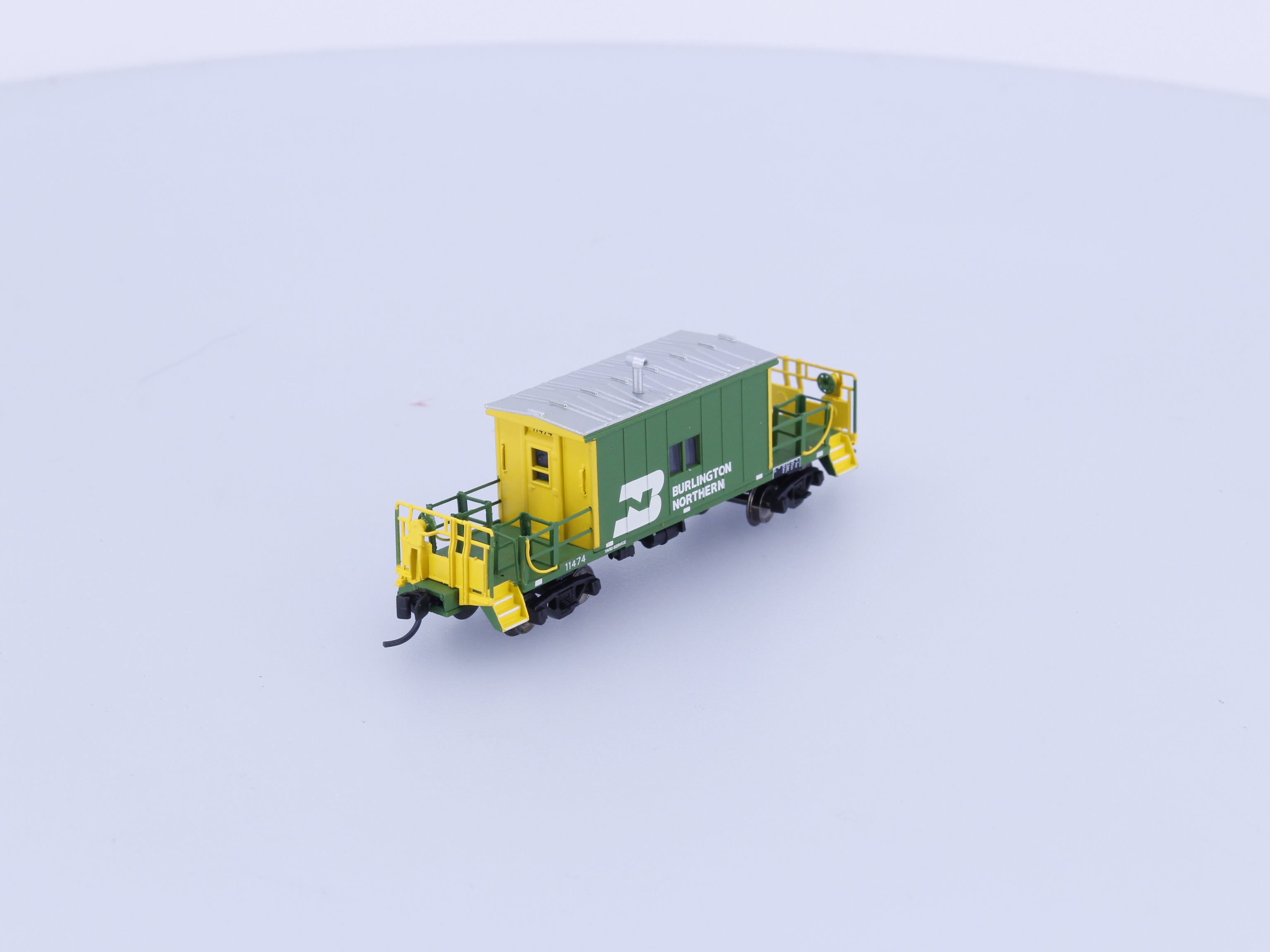 Bluford Shops 24150 N Transfer Caboose Short Roof Burlington Northern (BN) 11474