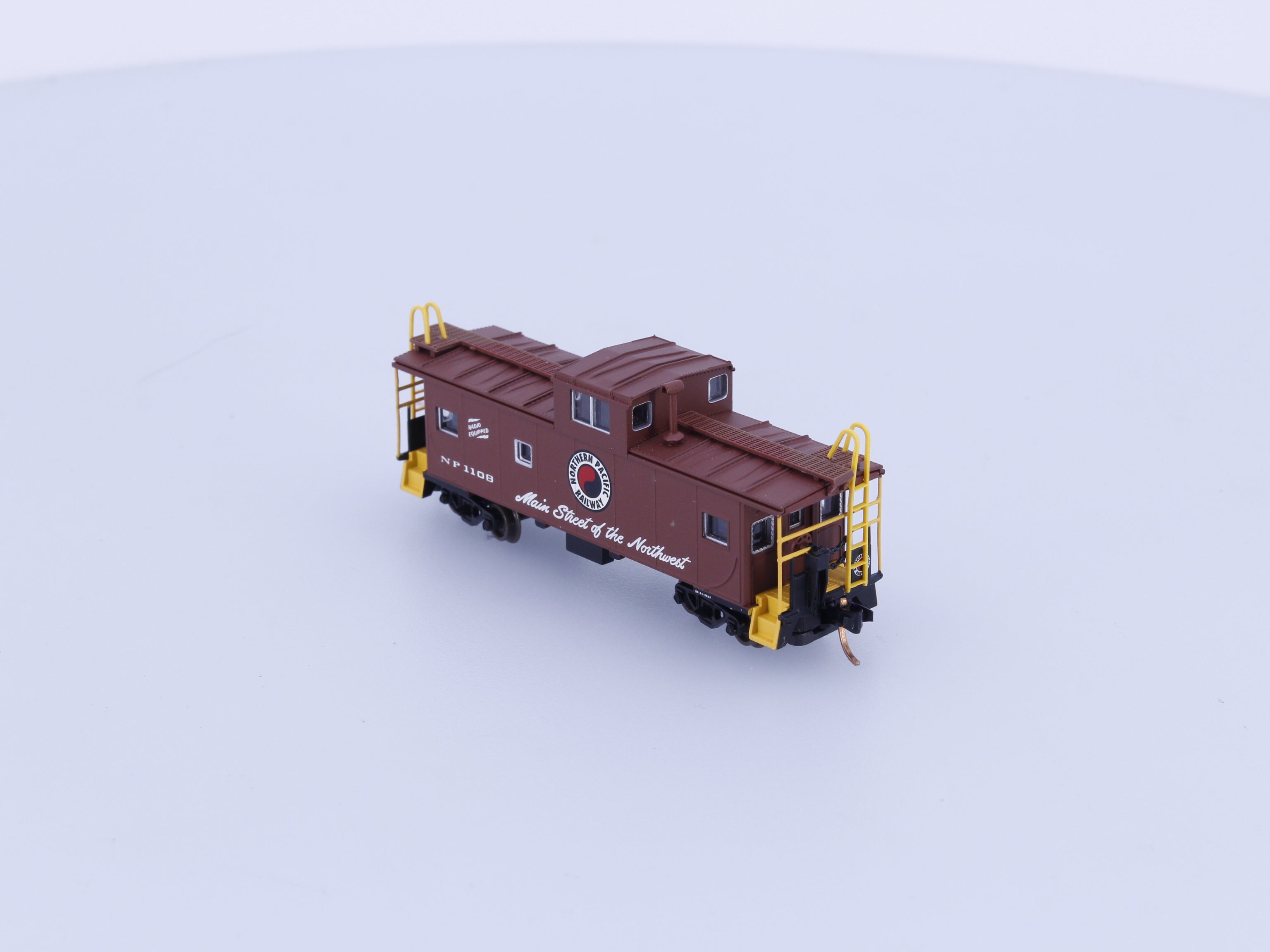 Atlas 43049 N Standard Cupola Caboose Northern Pacific (NP) 1108