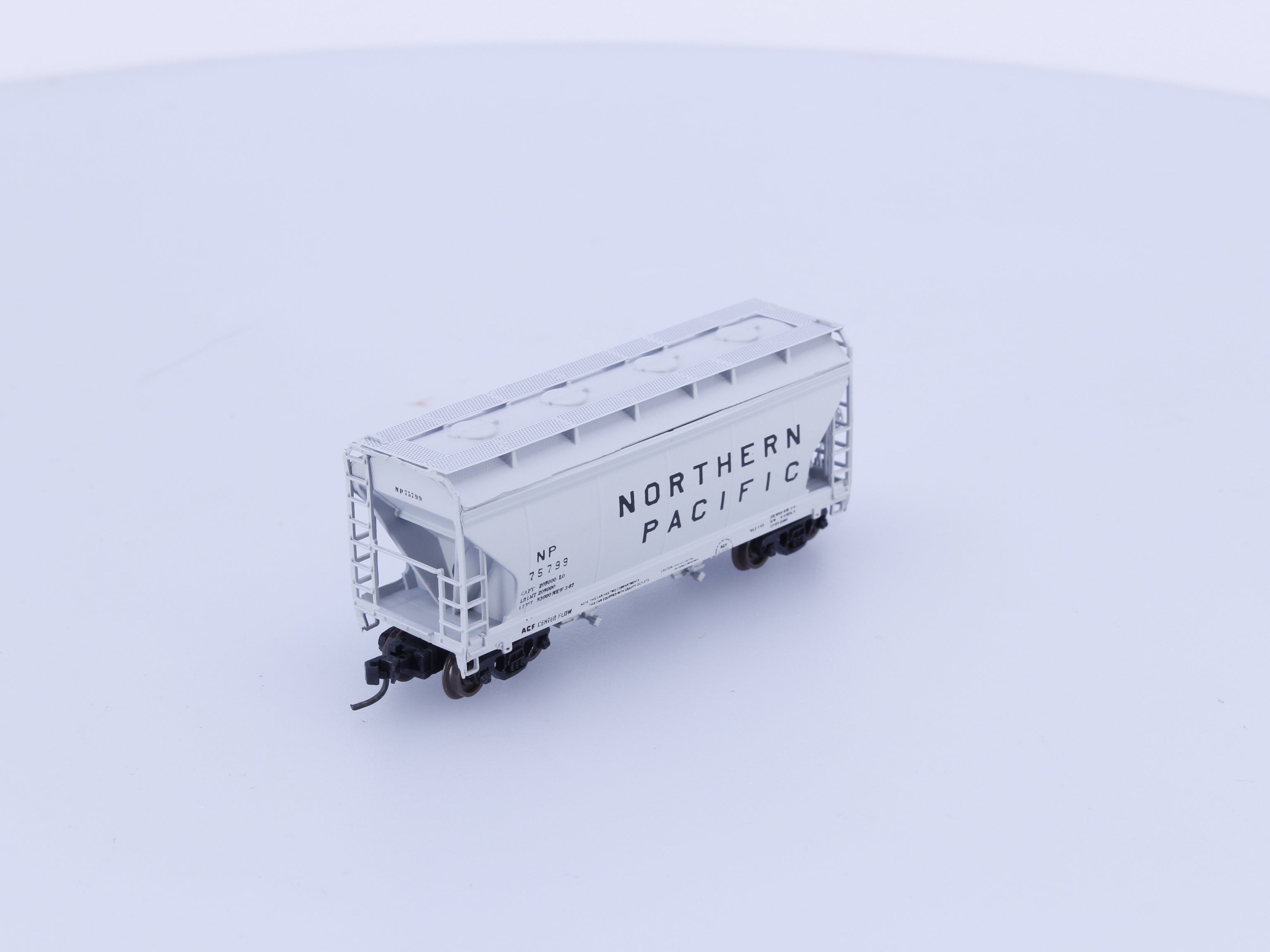InterMountain 66513-06 N 2 Bay Hopper Car Northern Pacific (NP) 75799