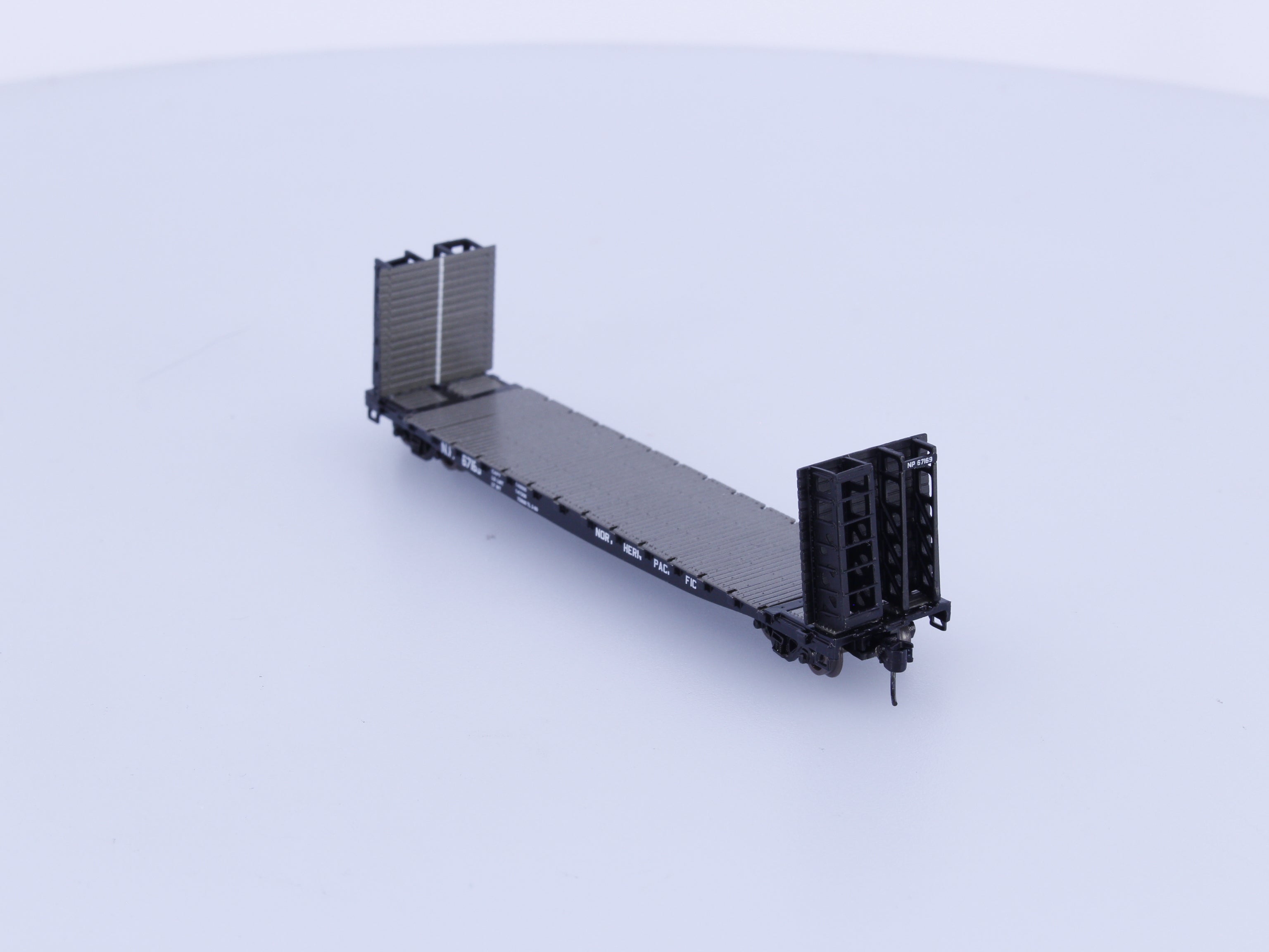 Athearn 10878 N 53' Bulkhead Flat Northern Pacific (NP) 67169 (#2)