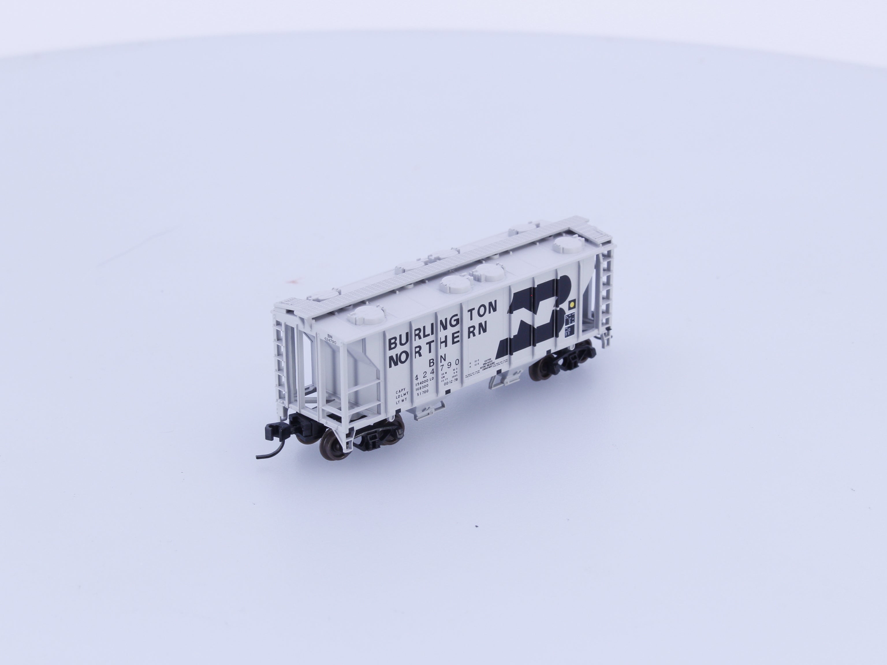 Atlas 31881 N PS-2 Hopper Car Burlington Northern (BN) 424790 (#1)