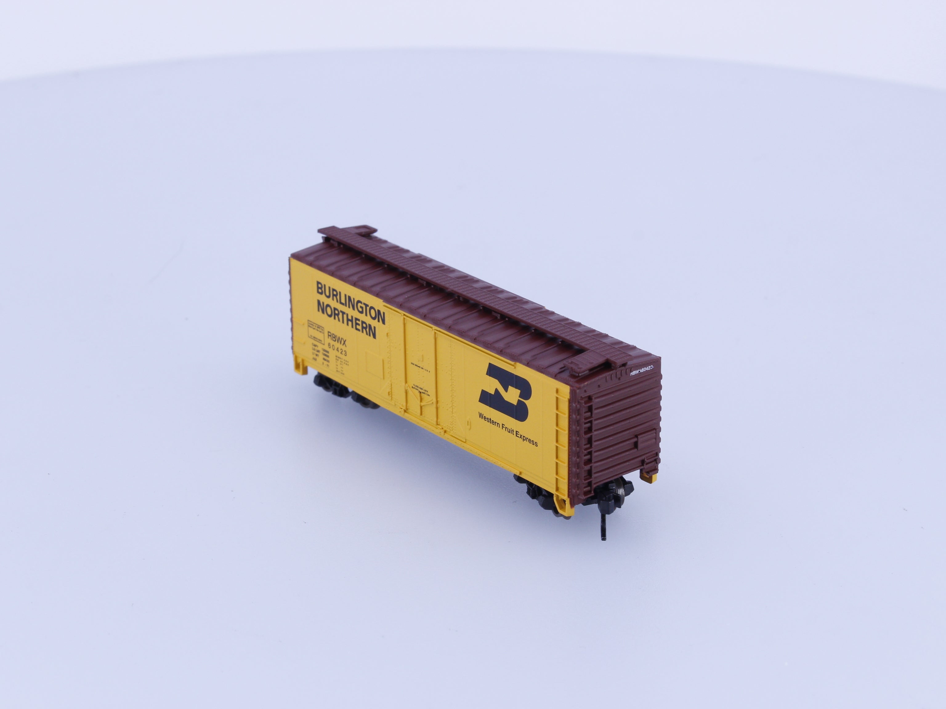 Atlas 33306 N 40' Plug Door Box Car Burlington Northern (BN) 60423