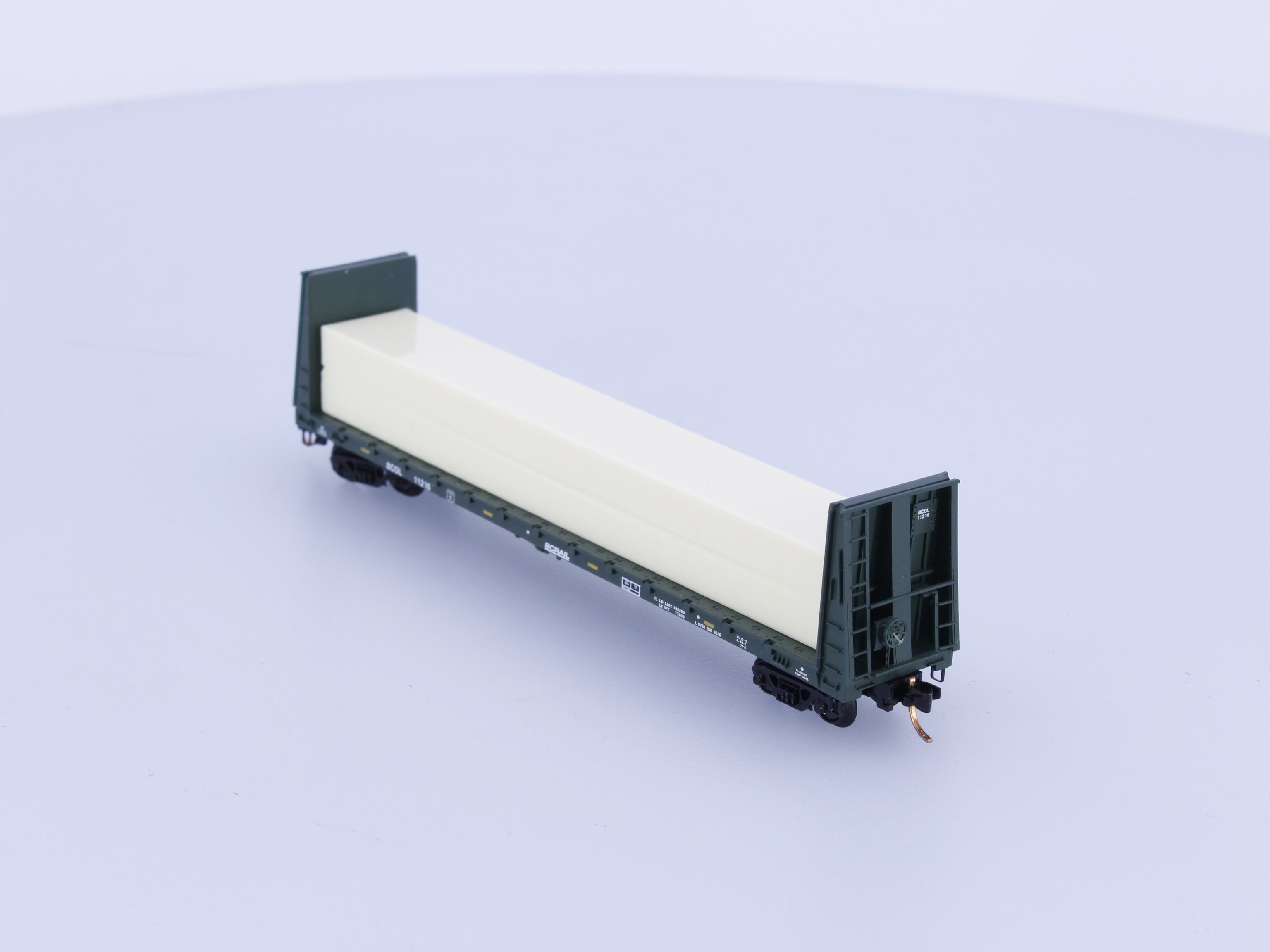 Micro Trains 05400172 N Flatcar, Bulkhead British Columbia Railway (BCOL) 11216