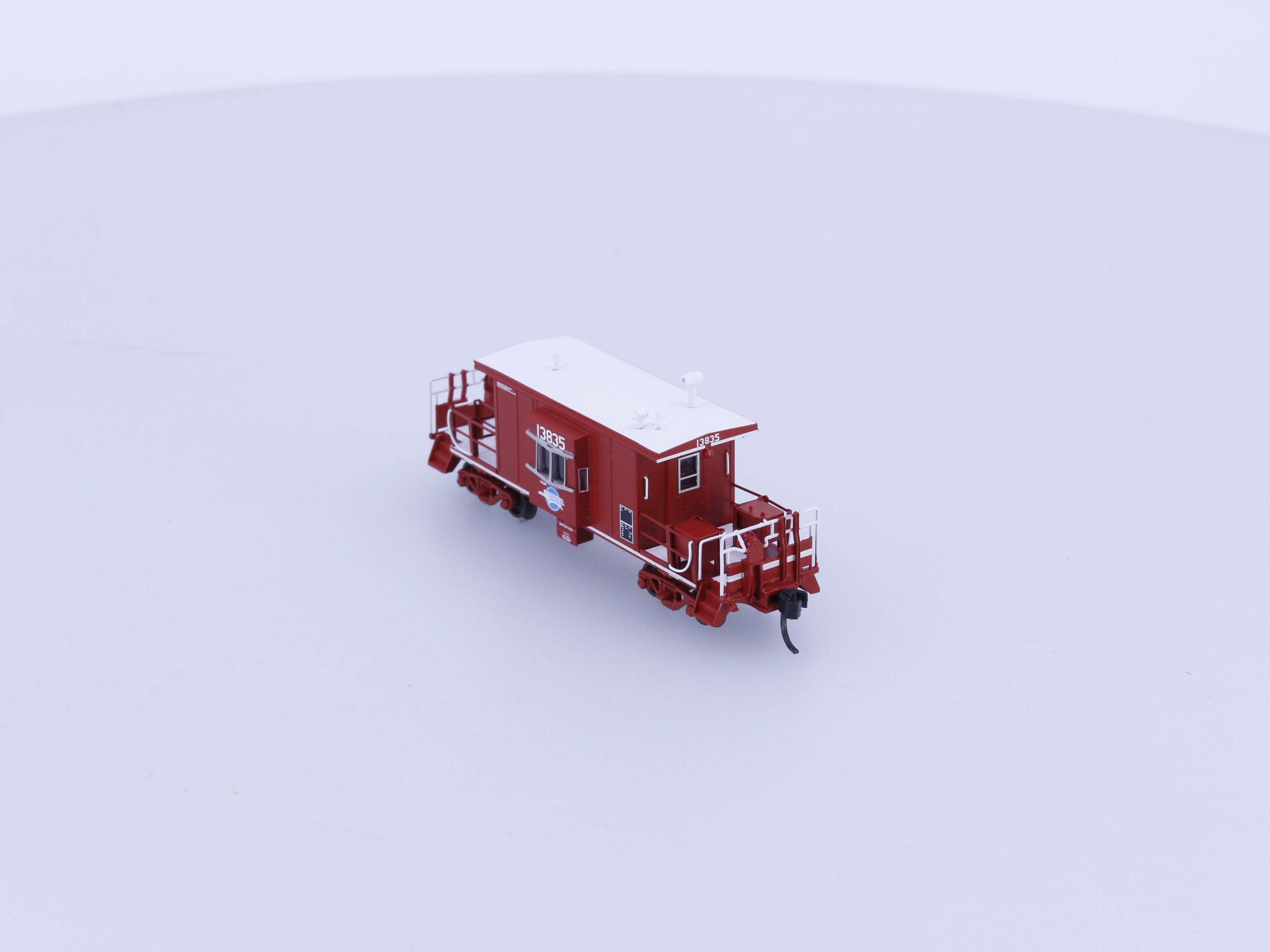Bluford Shops 21010 N Short Body Bay Window Caboose Missouri Pacific (MP) 13835