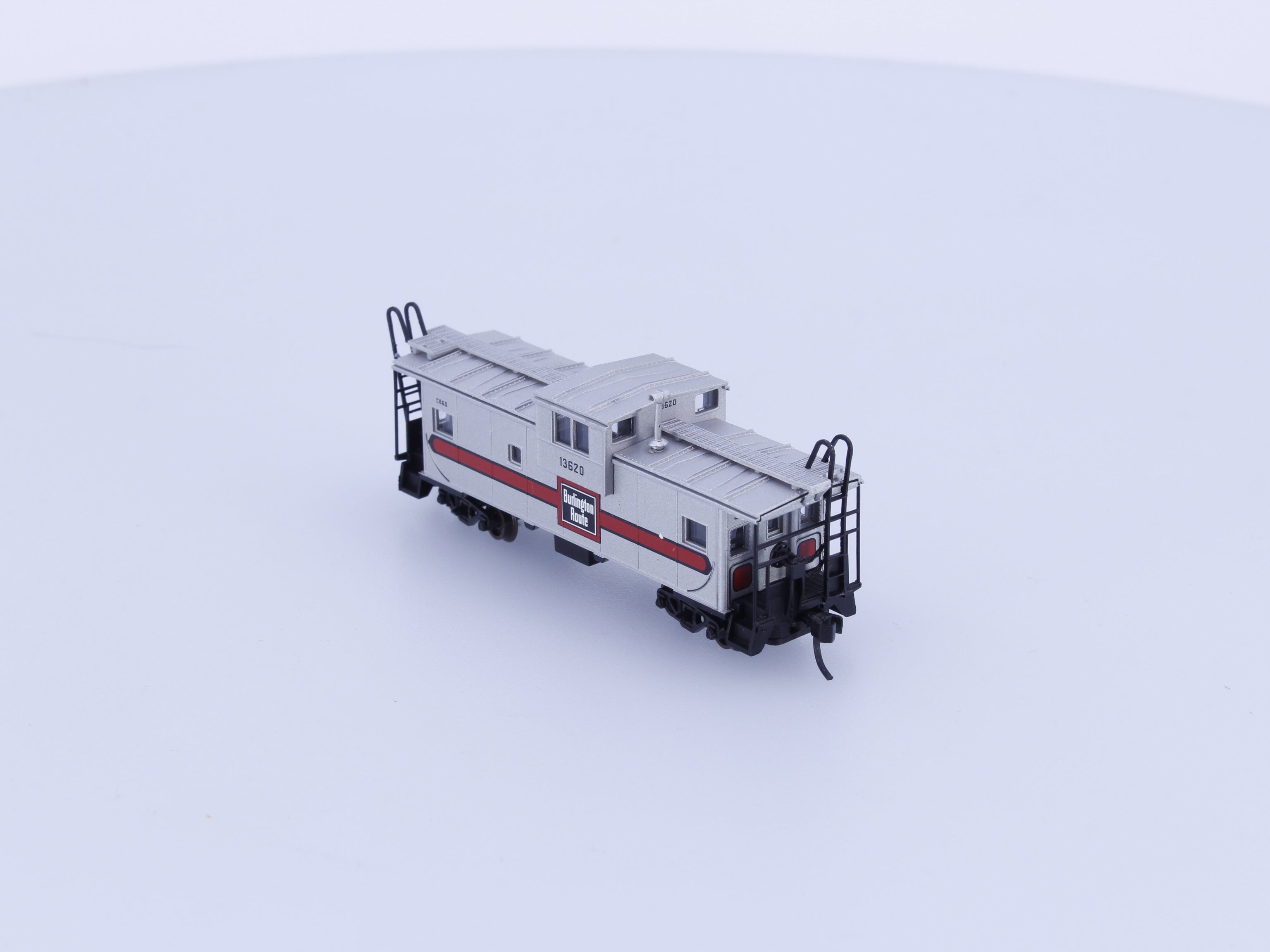 Atlas 50000985 N Extended Vision Caboose Chicago Burlington and Quincey (CBQ) 13620