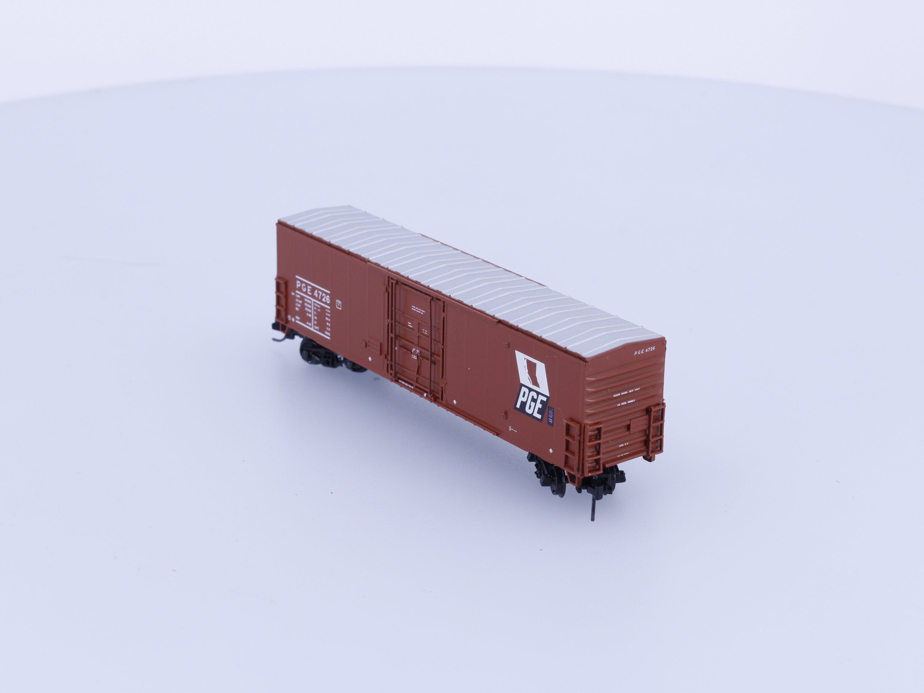 Trueline Trains TLT600074 N 50' Map Scheme Box Car Pacific Great Eastern (PGE) 4689