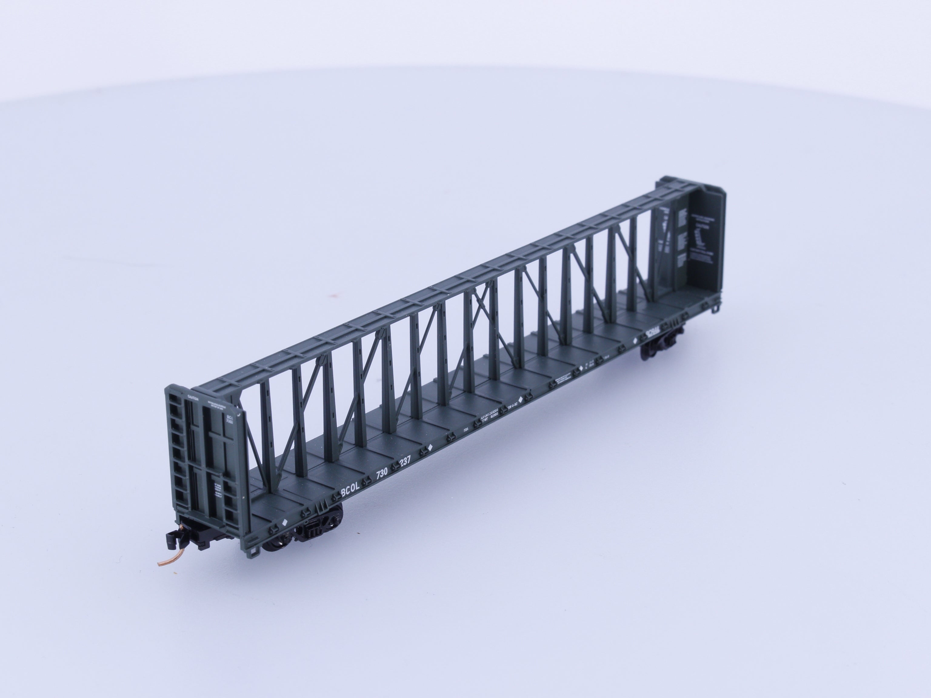 Red Caboose RN-16711-8 N Centerbeam Flat Car BC Rail (BCOL) 730237