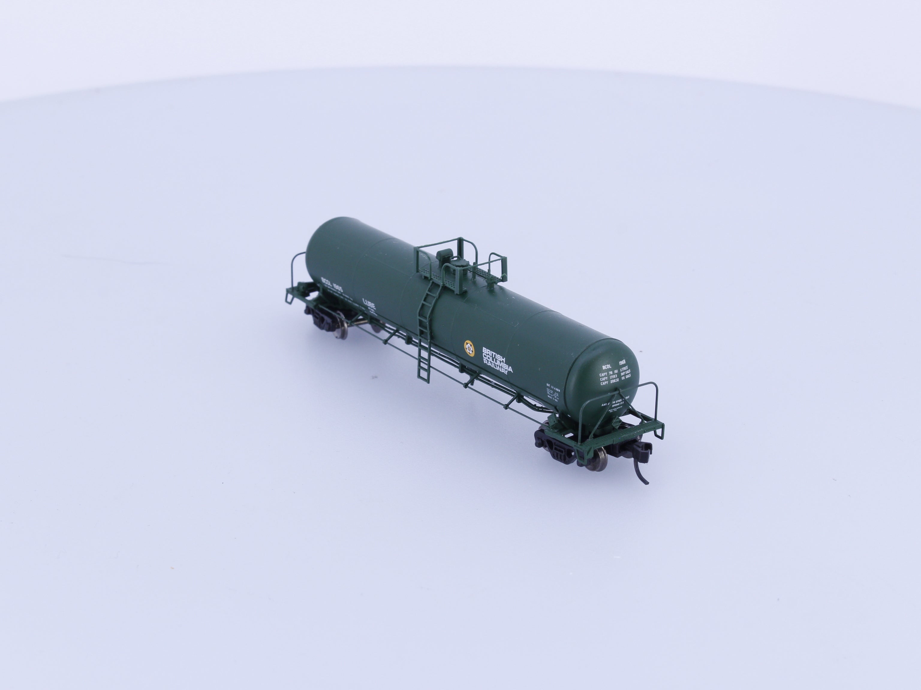 Atlas 50000785 N GATX 20700 Gallon Tank Car BC Rail (BCOL) 1965