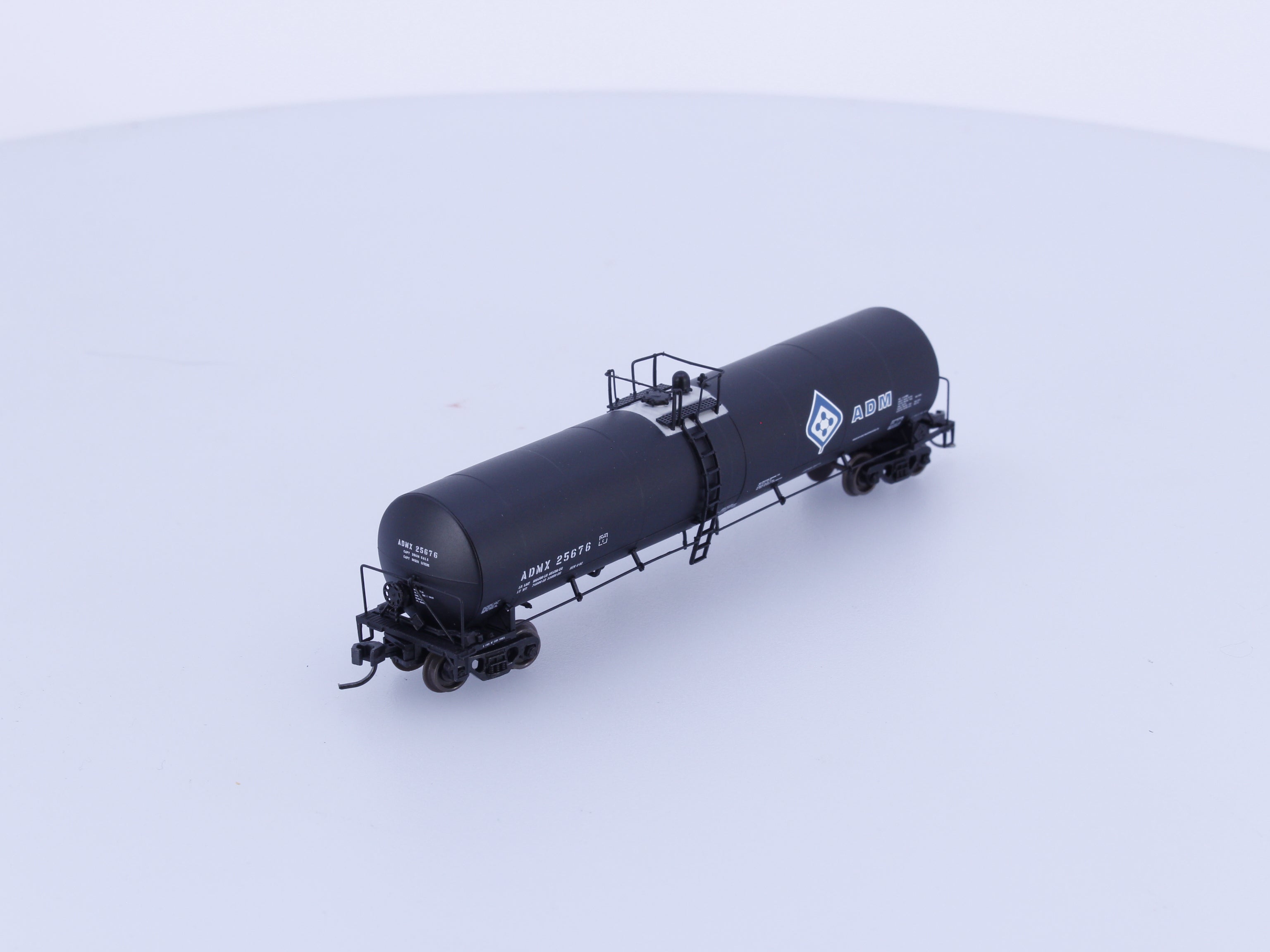 Atlas 50000249 N Trinity 25500 g Tank Car ADM Molecule 25676