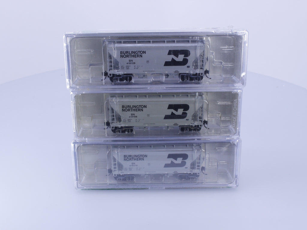 Pacific Western Rail Systems 1050-3C N 3 Pack ACF 2 Bay Covered Hopper Cars Burlington Northern (BN)