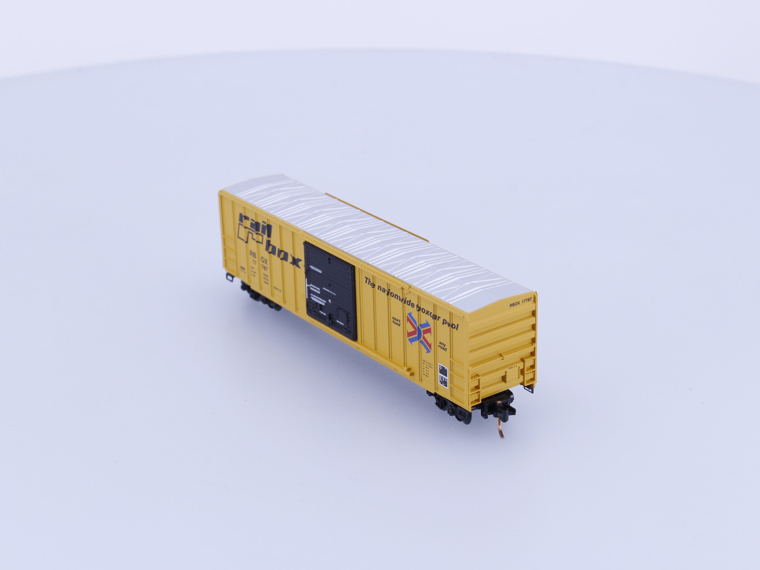 Micro Trains 25010 N Boxcar, 50', FMC, 5077 Railbox (RBOX) 17787
