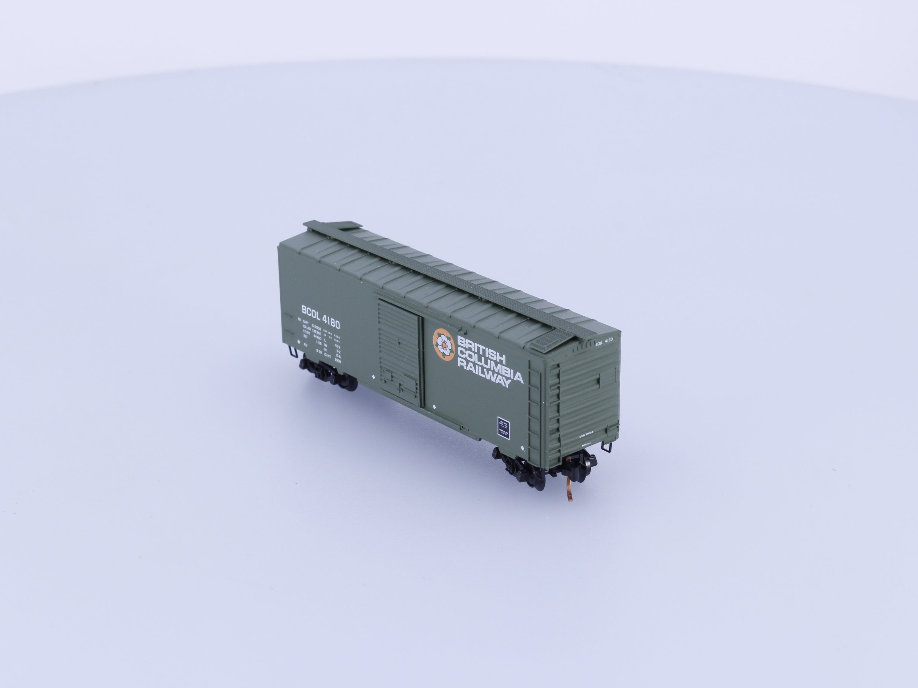 Micro Trains 20580 N Boxcar, 40', PS-1 British Columbia Railway (BCOL) 4180