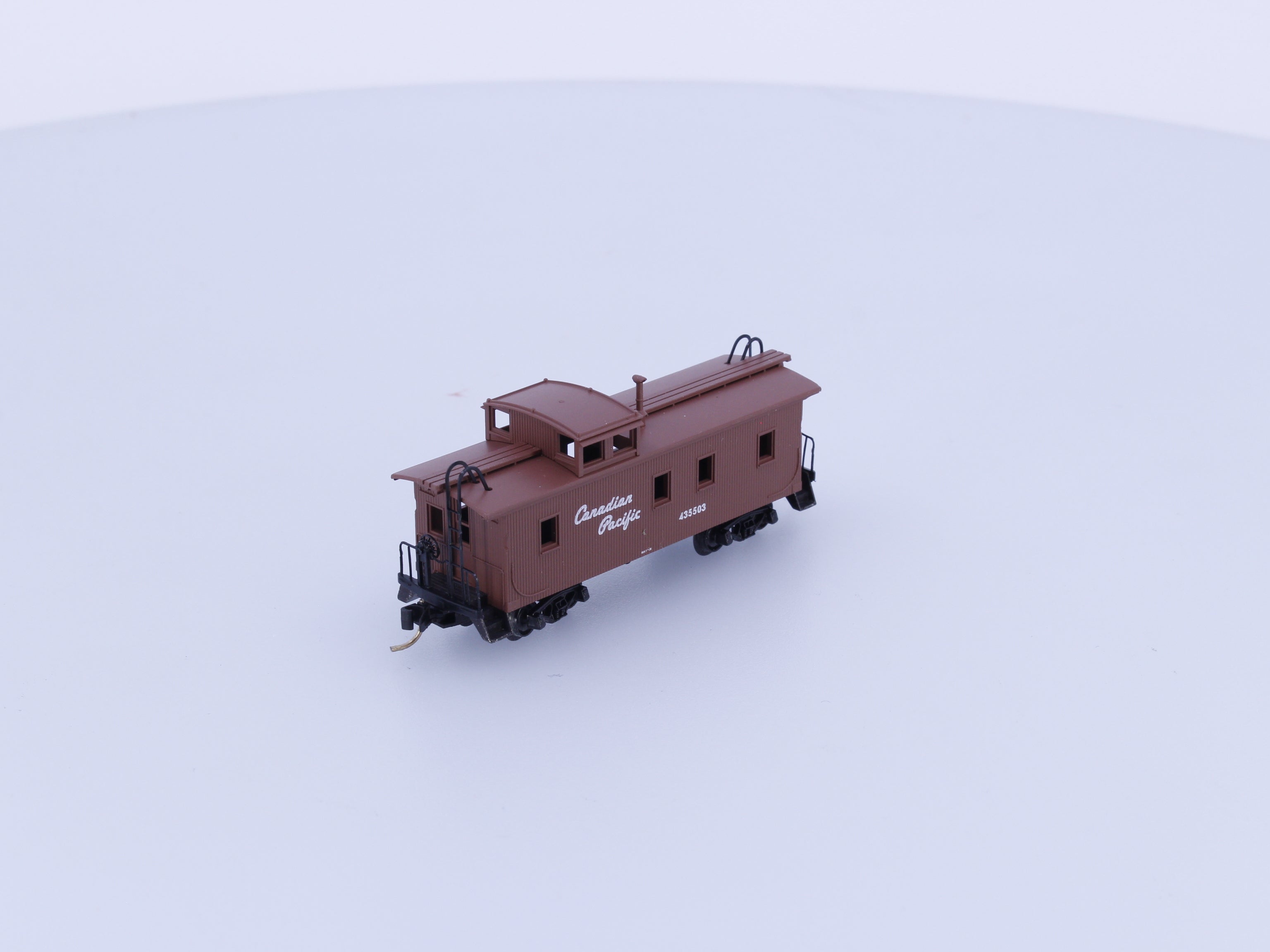 Micro Trains 51010 N Caboose, Cupola, Wood Canadian Pacific (CP) 435503