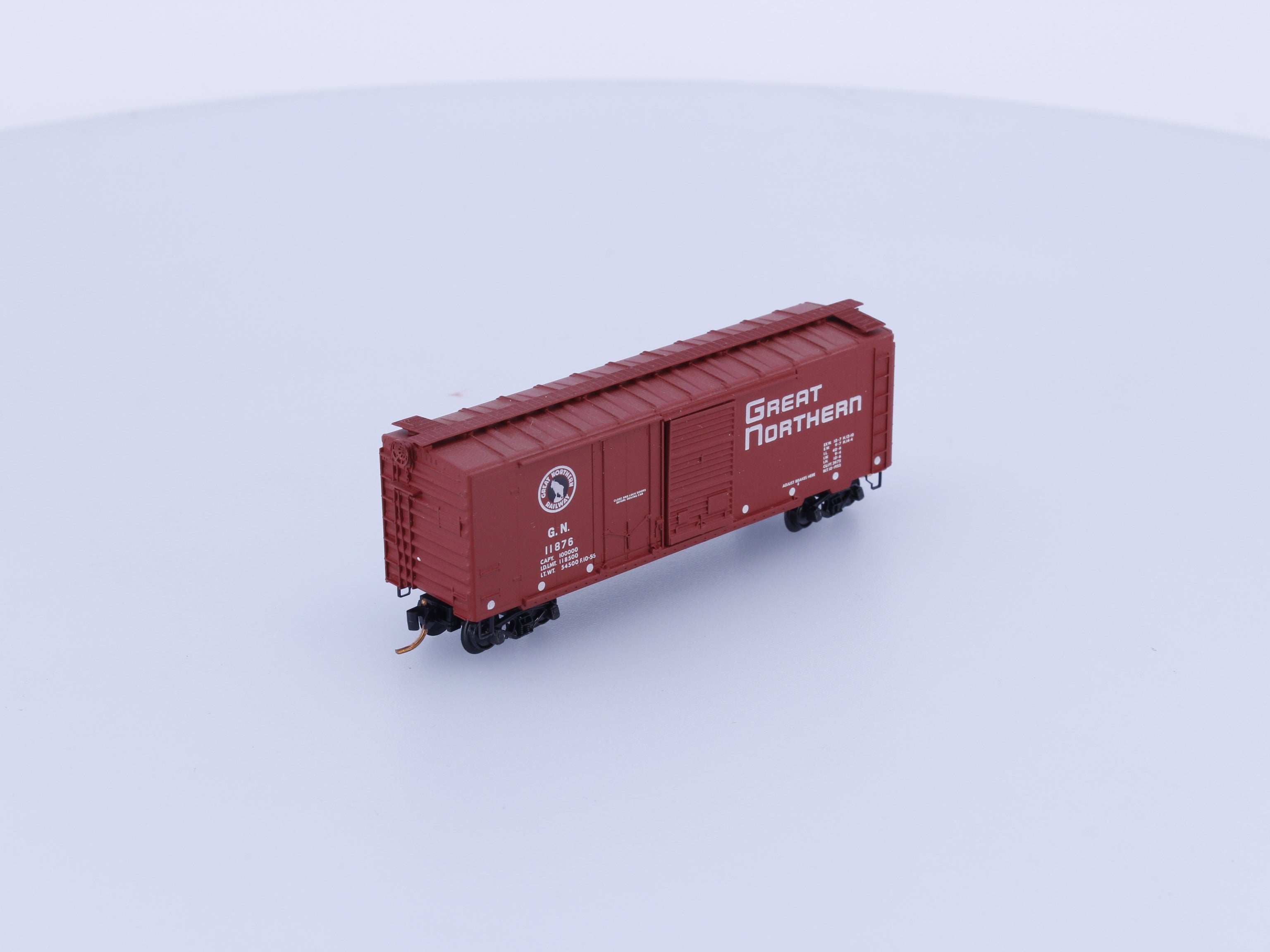 Micro Trains 22021 N 40' Standard Box Car Plug & Sliding Door Great Northern (GN) 11876 (#3)