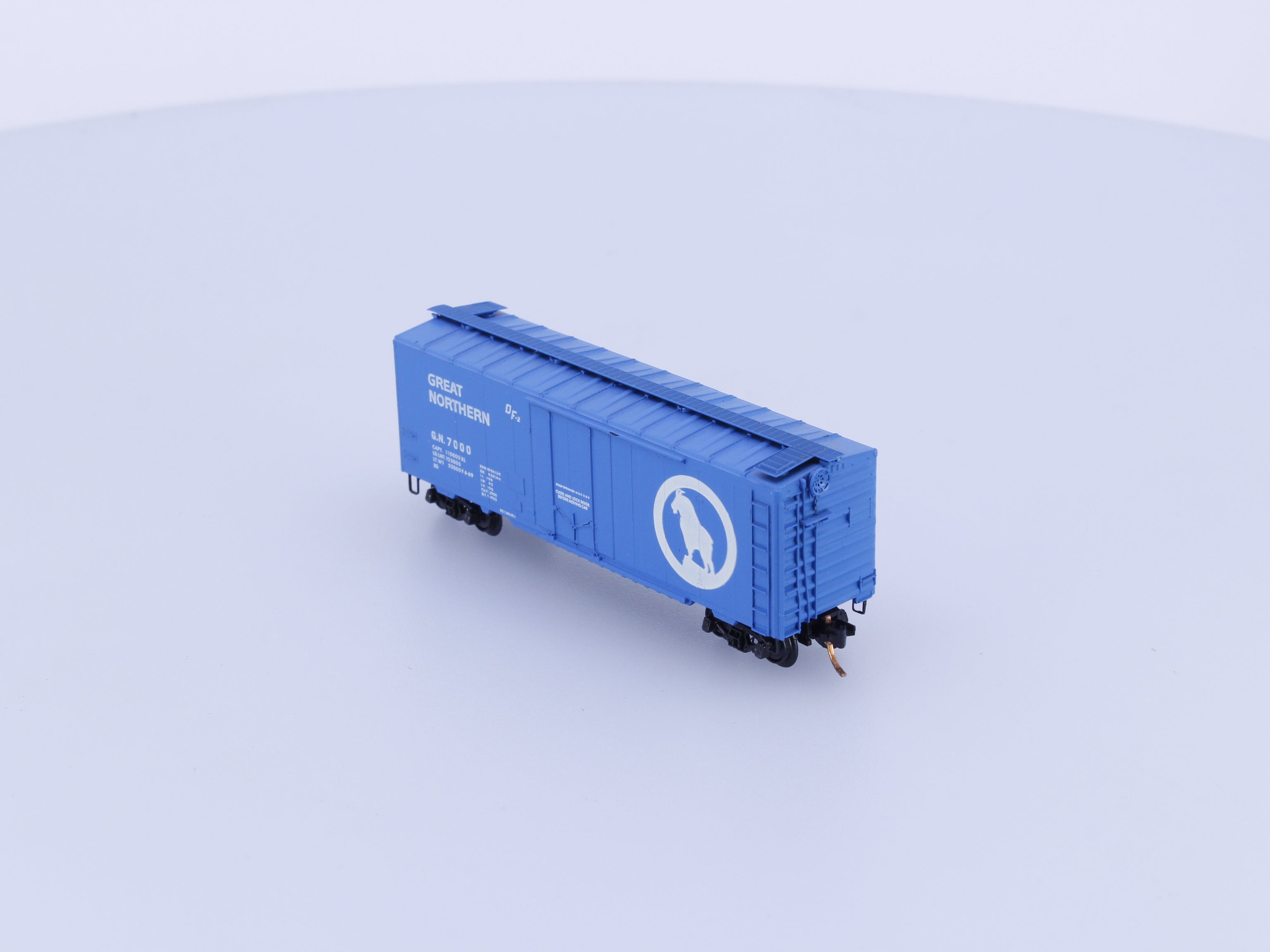 Micro Trains 21190-1 N 40' Standard Box Car, Plug Door Great Northern (GN) 7000 (#2)