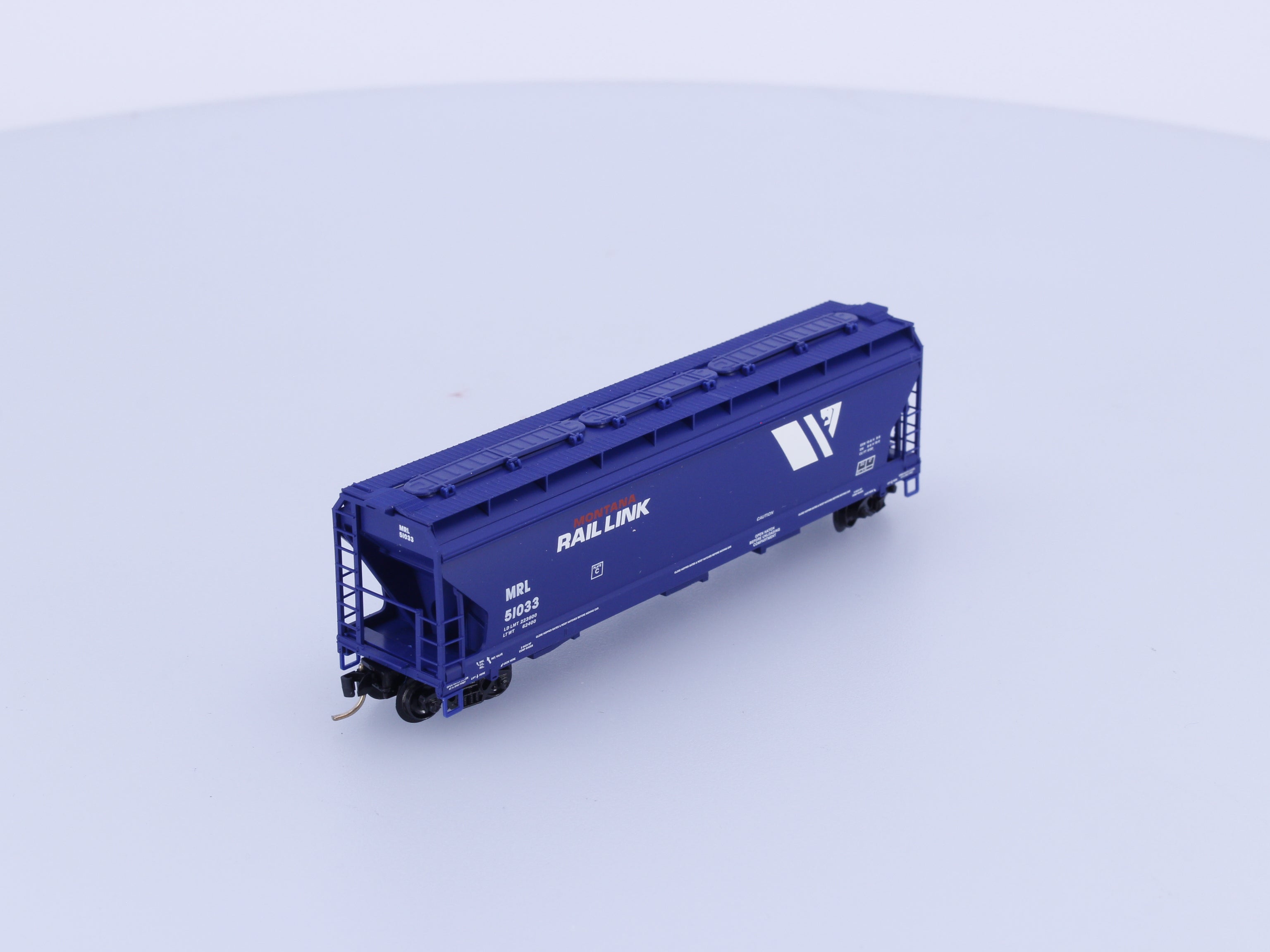 Micro Trains 94080 N Covered Hopper, 3-Bay, ACF 4650 Montana Rail Link (MRL) 51033