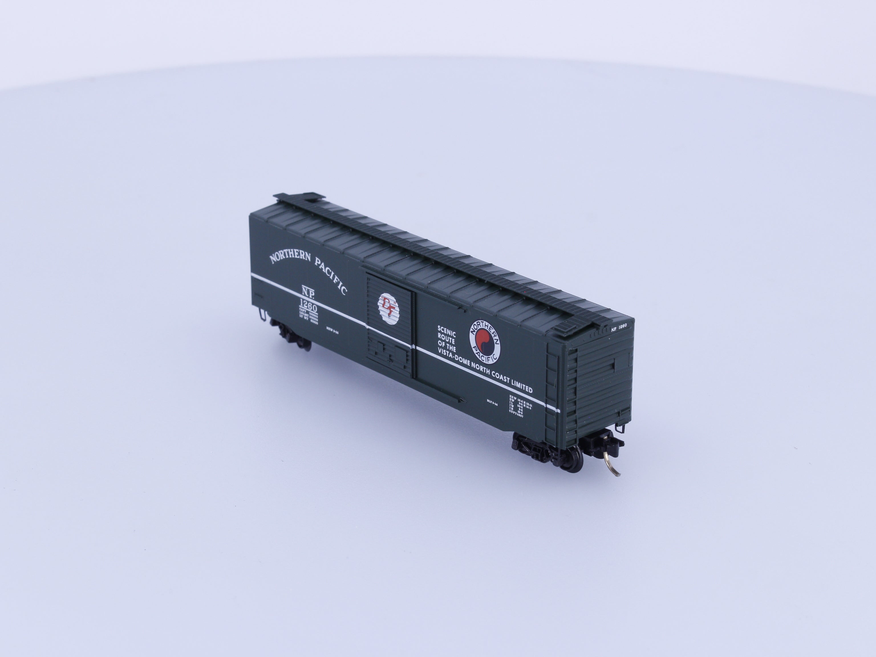 Micro Trains 31250 N Boxcar, 50', PS-1 Northern Pacific (NP) 1260