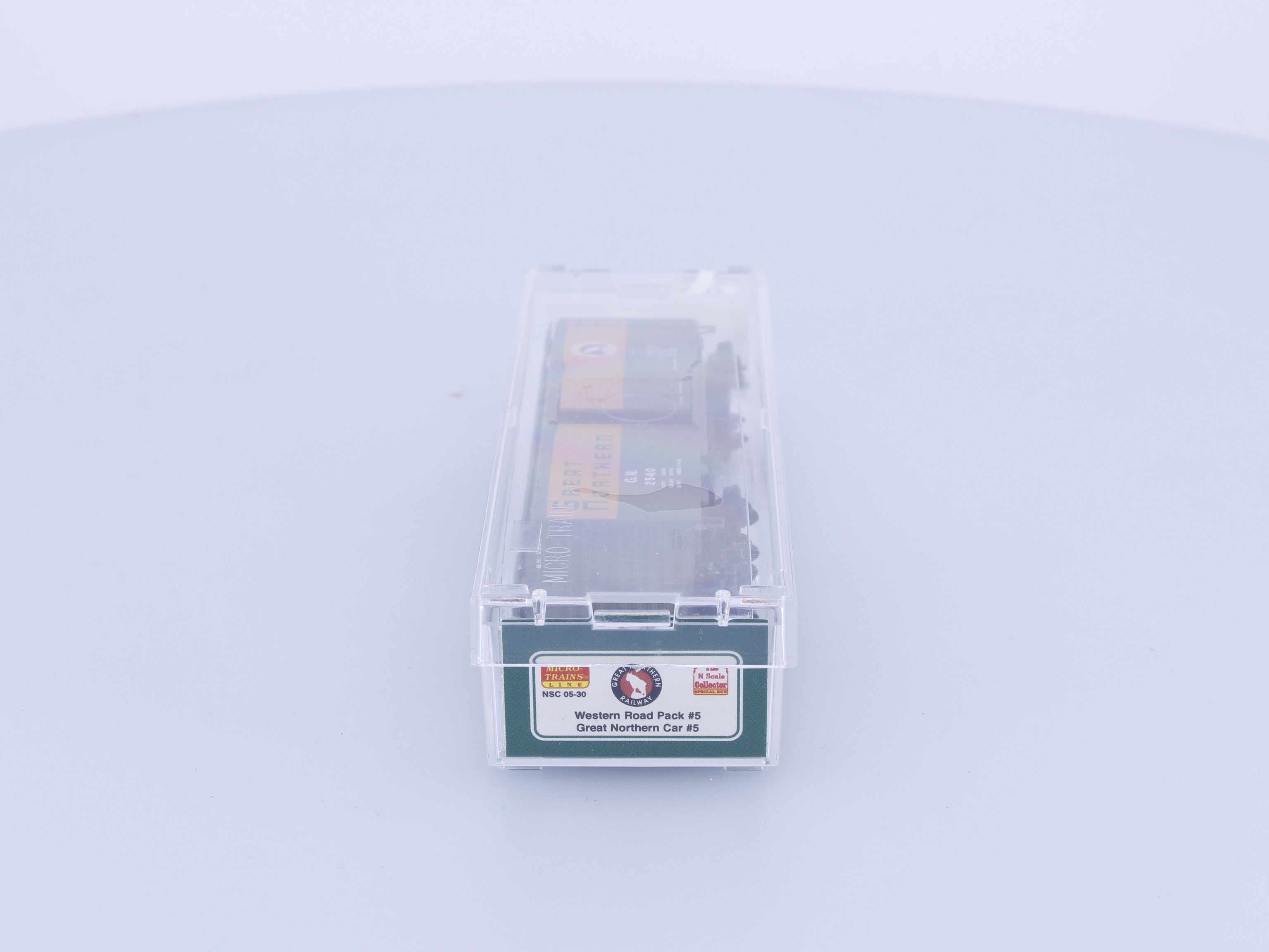 Micro Trains NSC 05-30 N 40' Standard Box Car Single Door Great Northern (GN) 2540