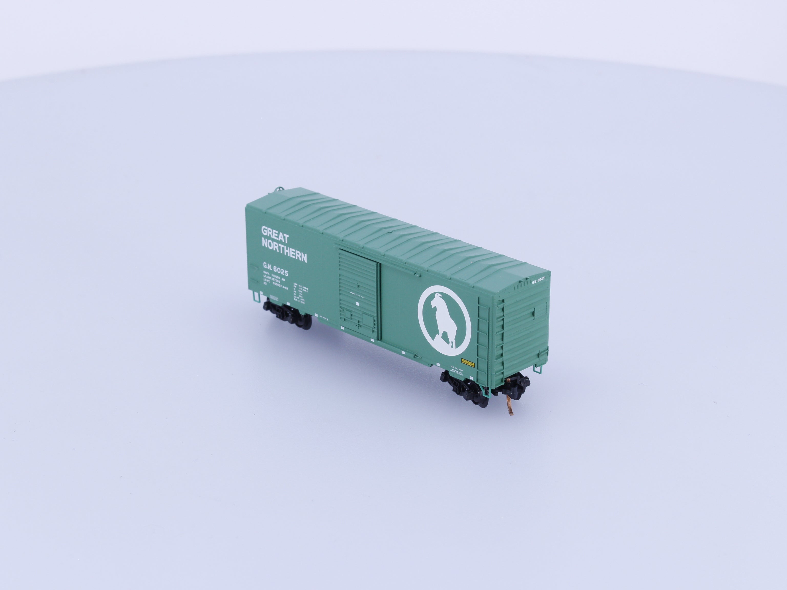 Micro Trains NSC 05-29 N 40' Standard Box Car Single Door Great Northern (GN) 6025
