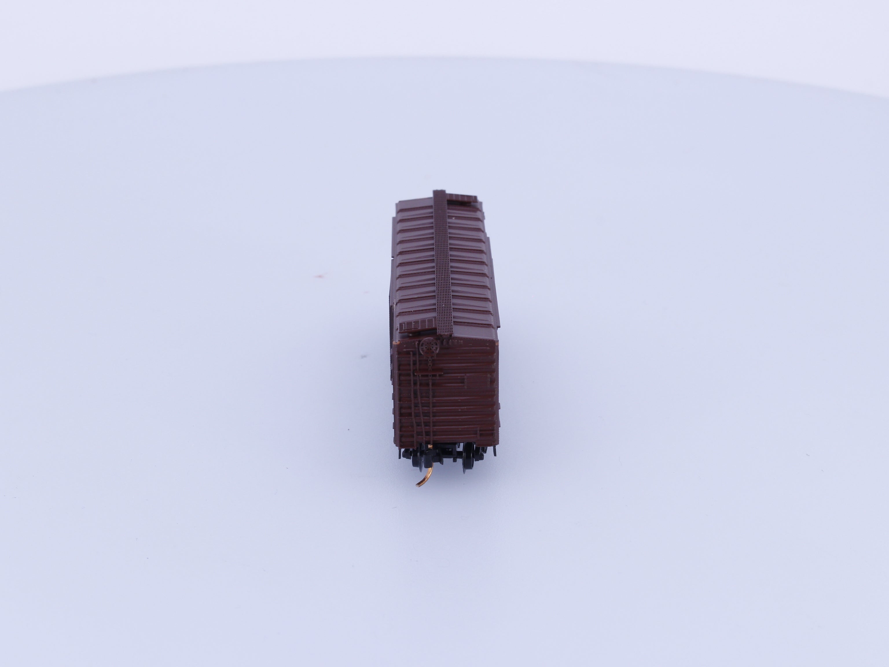 Micro Trains 22177-1 N 40' Standard Box Car Plug & Sliding Door Northern Pacific (NP) 8292 (#2)